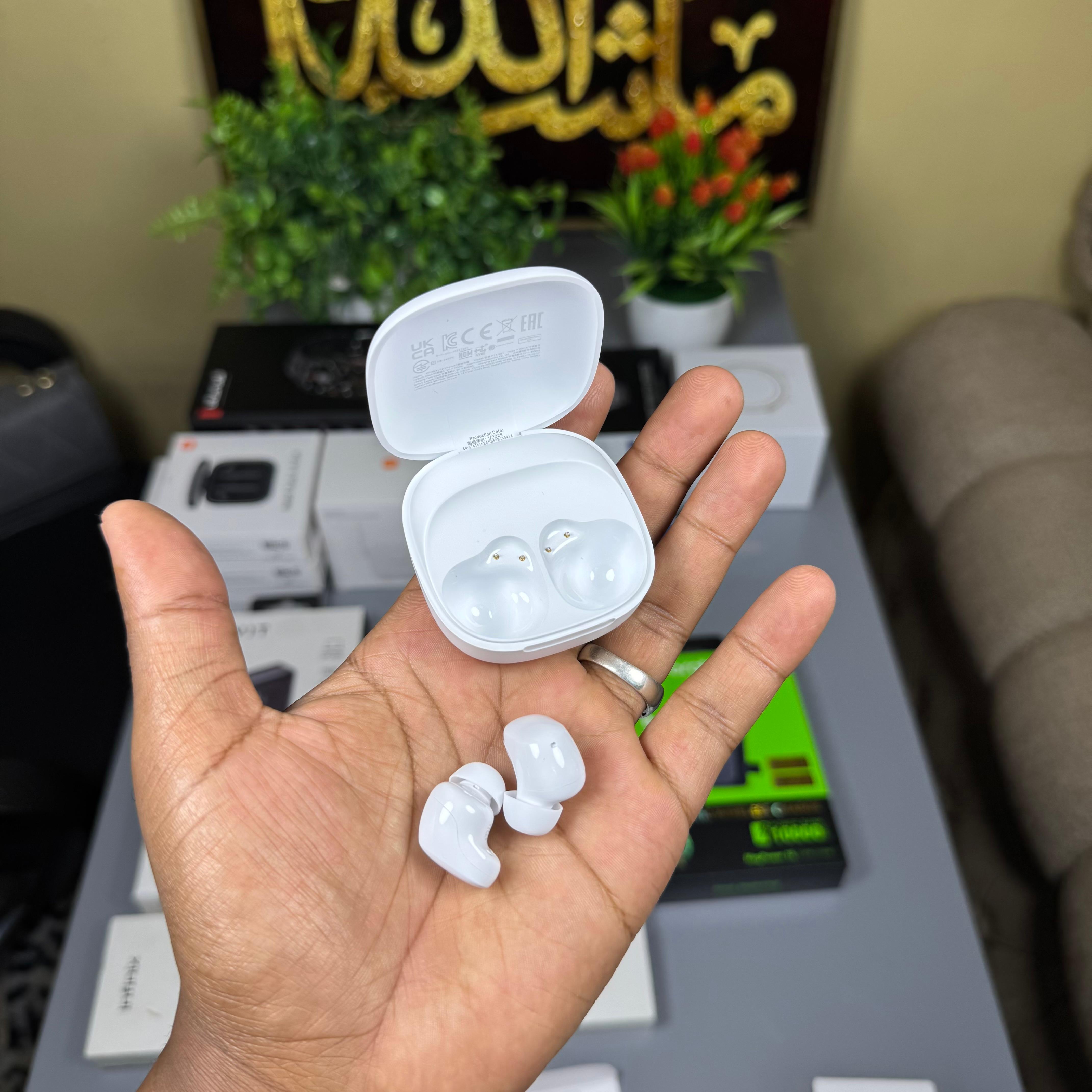 Redmi Buds 6 Play Small Earbuds image 5