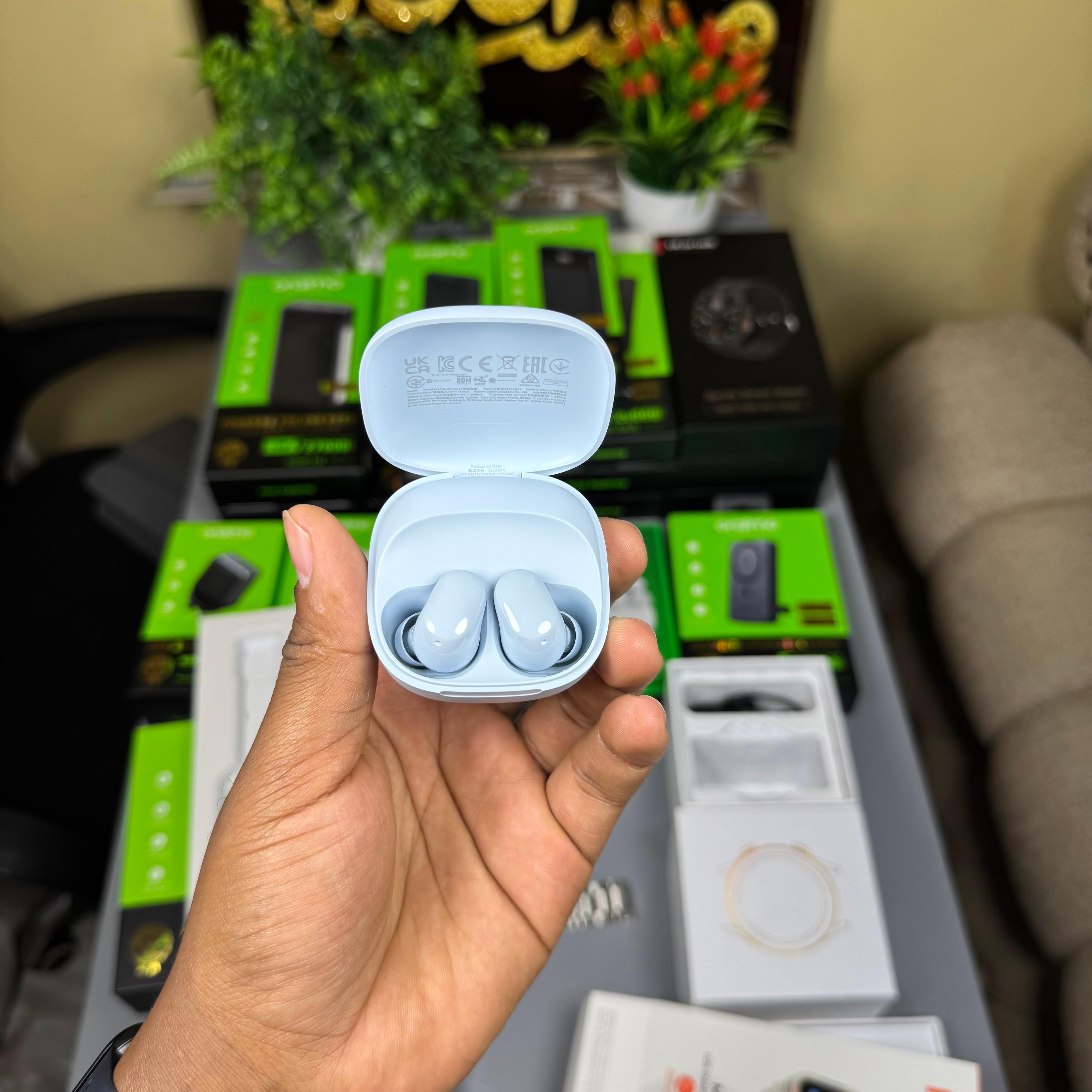 Redmi Buds 6 Play Small Earbuds image 7