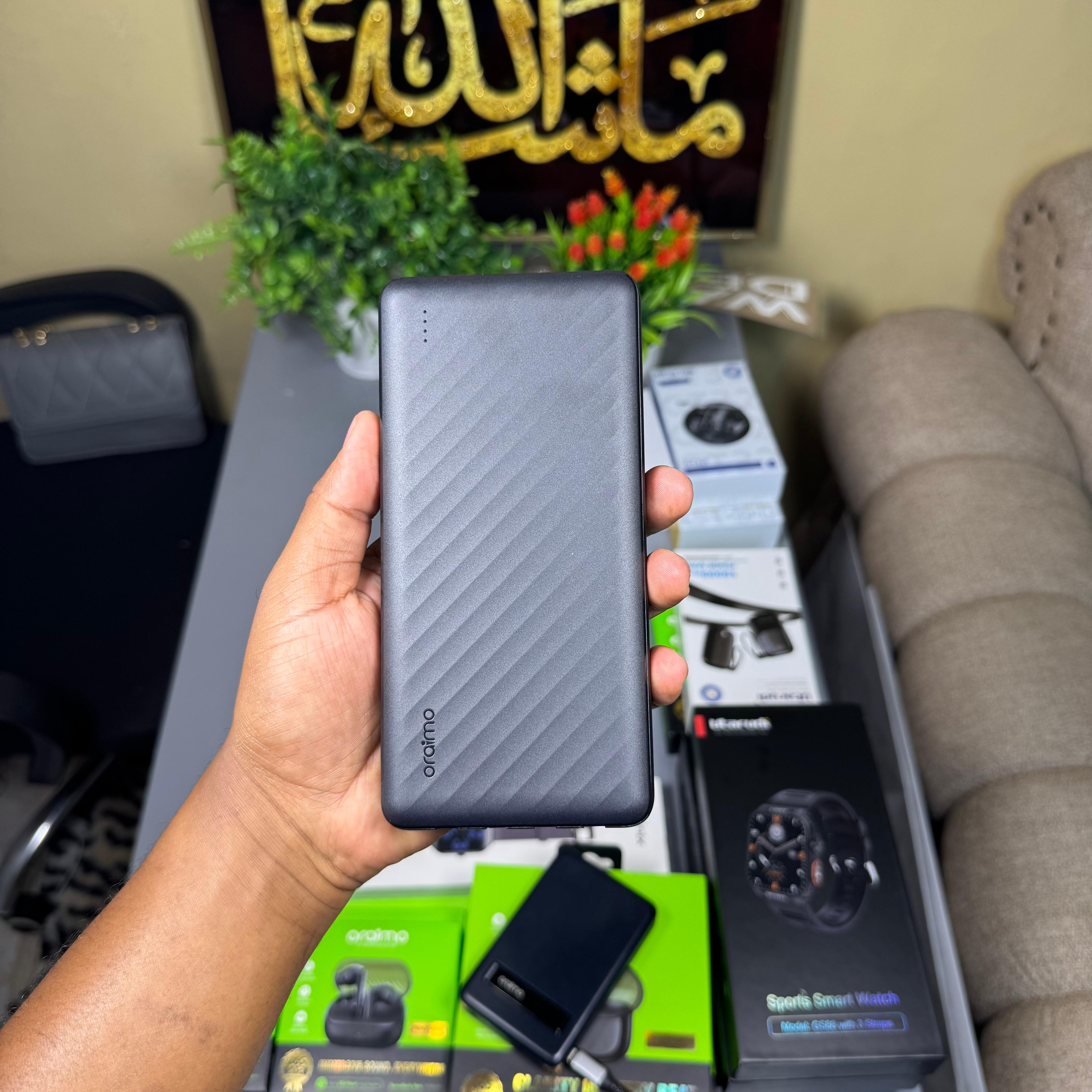 Oraimo Traveler Link 20 20000mAh Powerbank with attached cables image 2