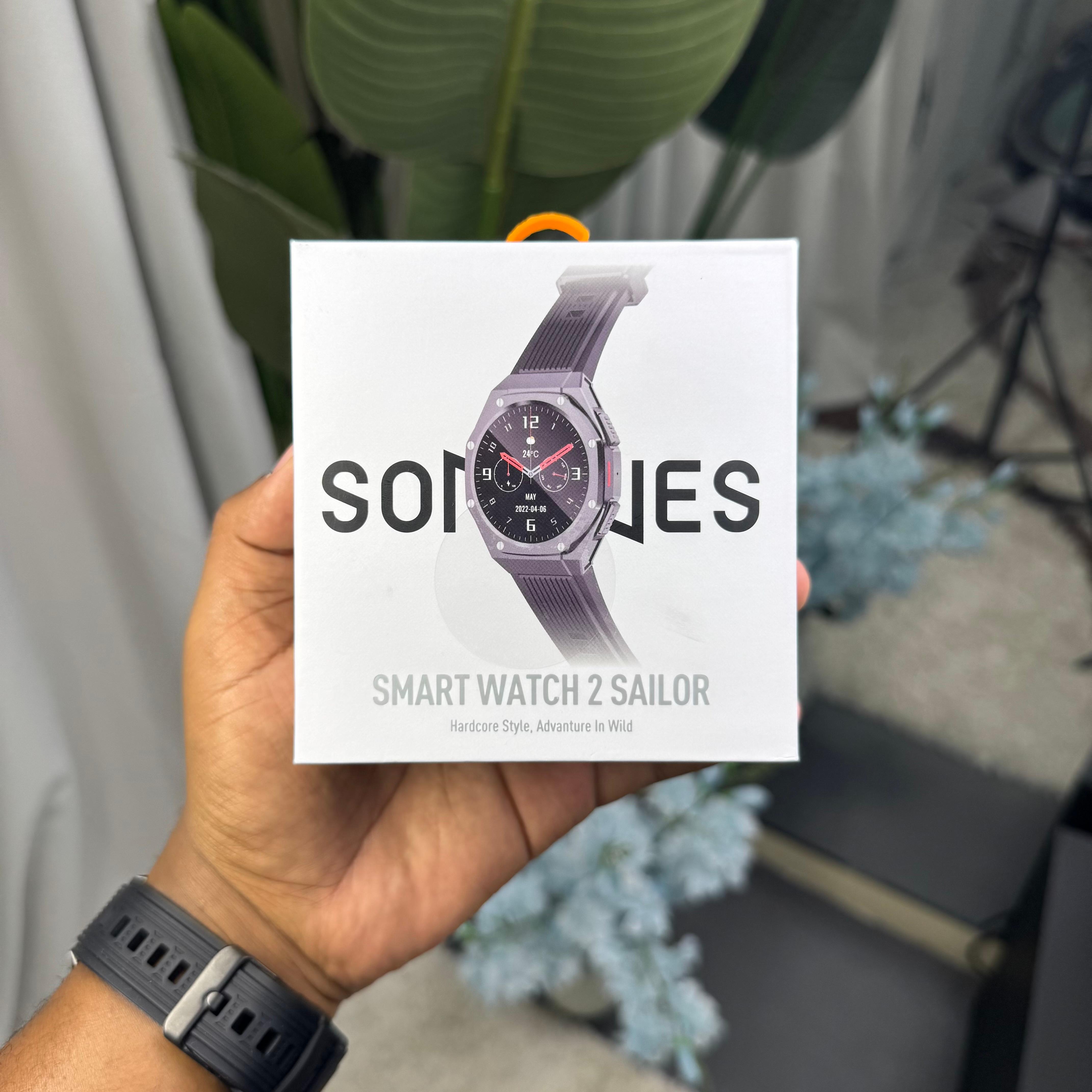 Itel Sones 2 Sailor Smartwatch ISw-42S Amoled Display Musculine smartwatch image 2