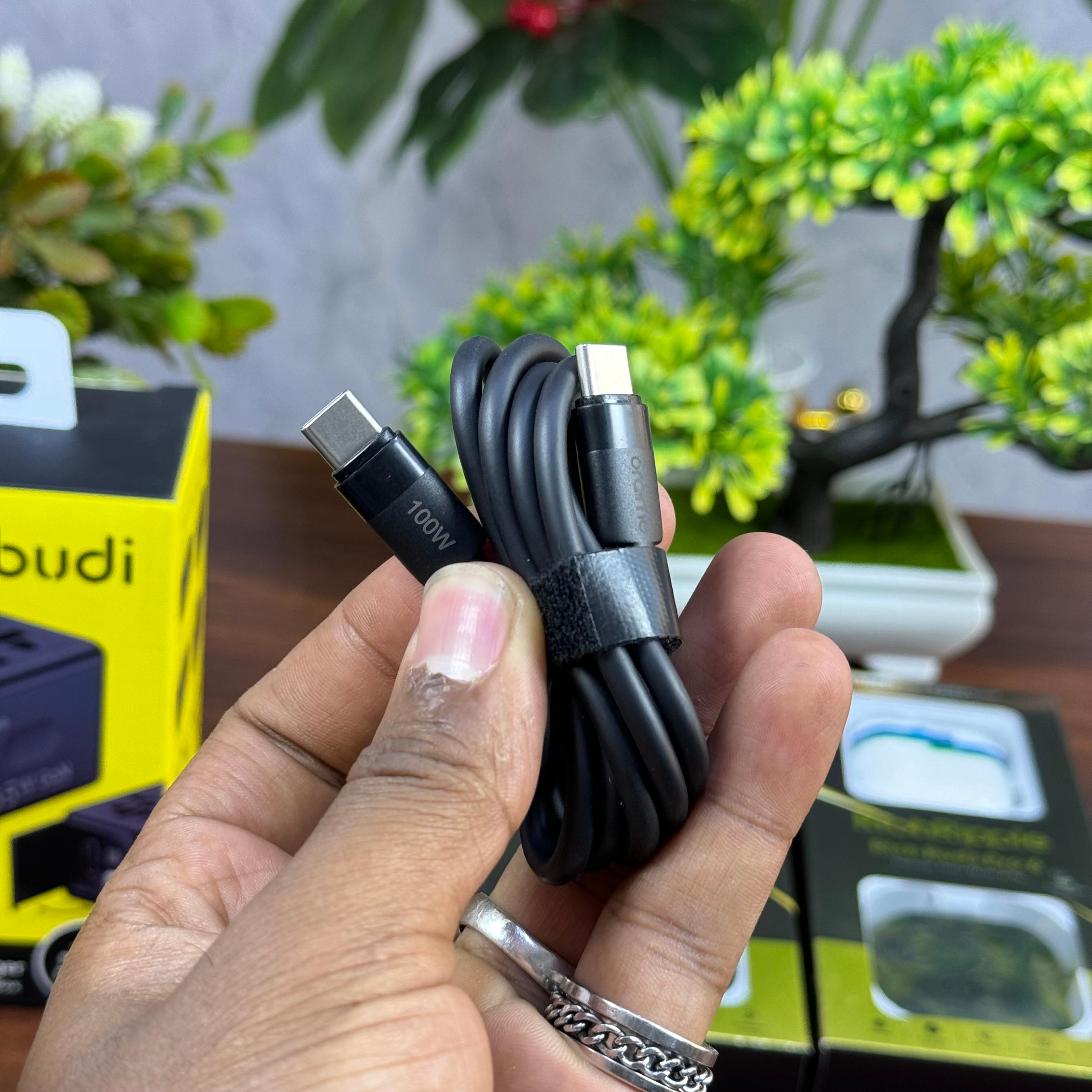 Oraimo 65W All in One GaN Charger image 4