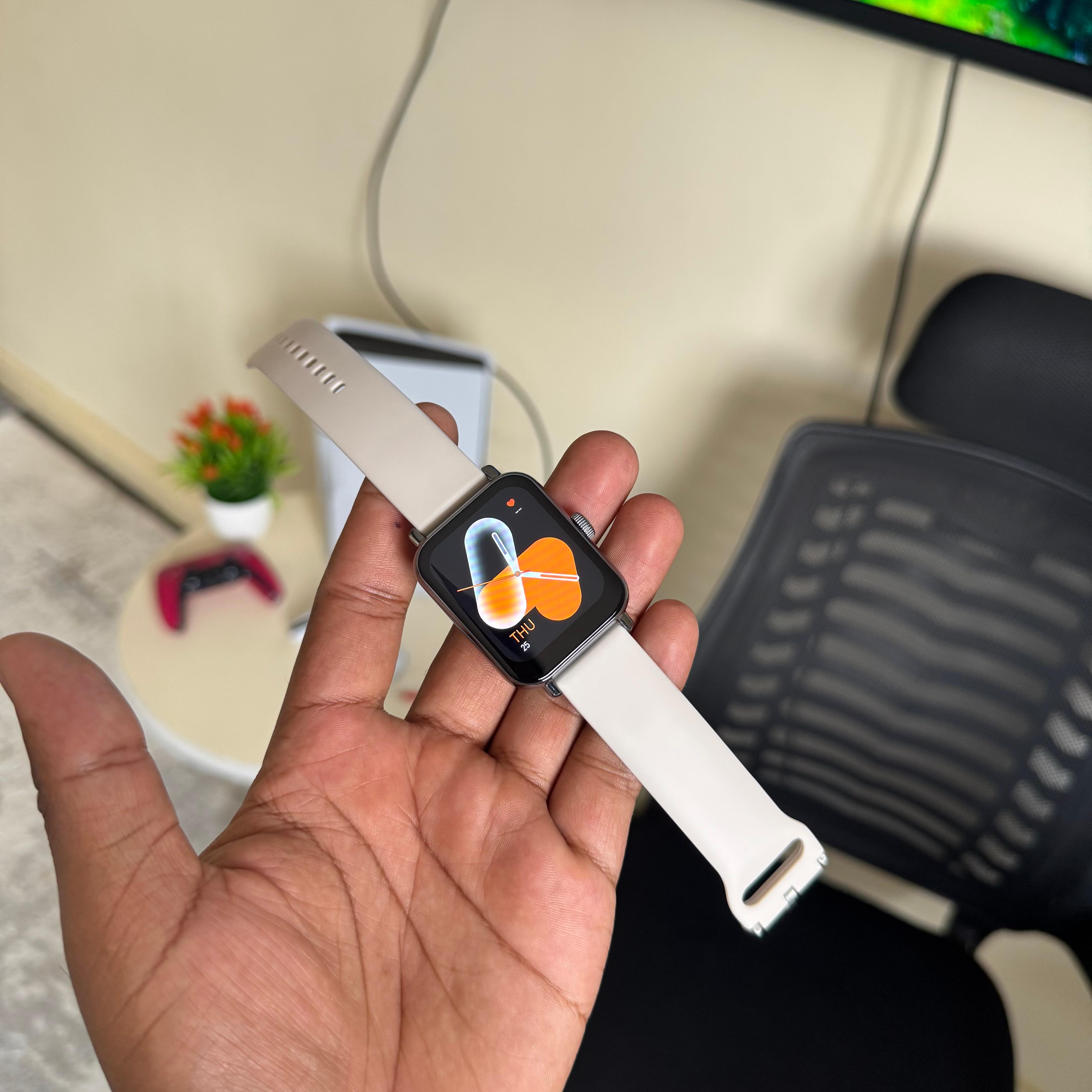 Oraimo Watch 6 Pro with Small 1.69 Hd Curved Display and Mettalic shinny body image 5