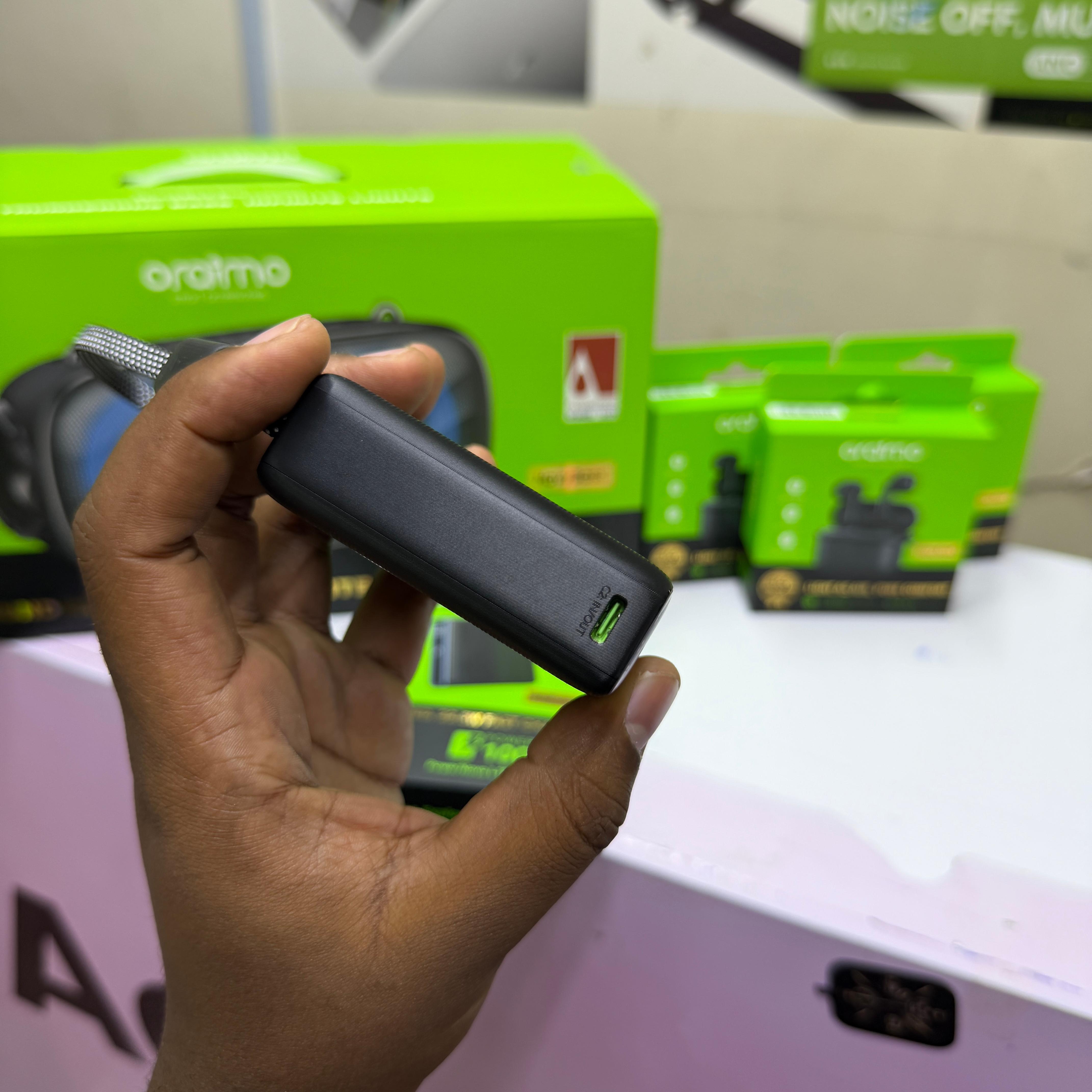 Oraimo PowerNova L11 Portable Powerbank with attached Type C Braided Cable 22.5W  OPB-7103C image 4