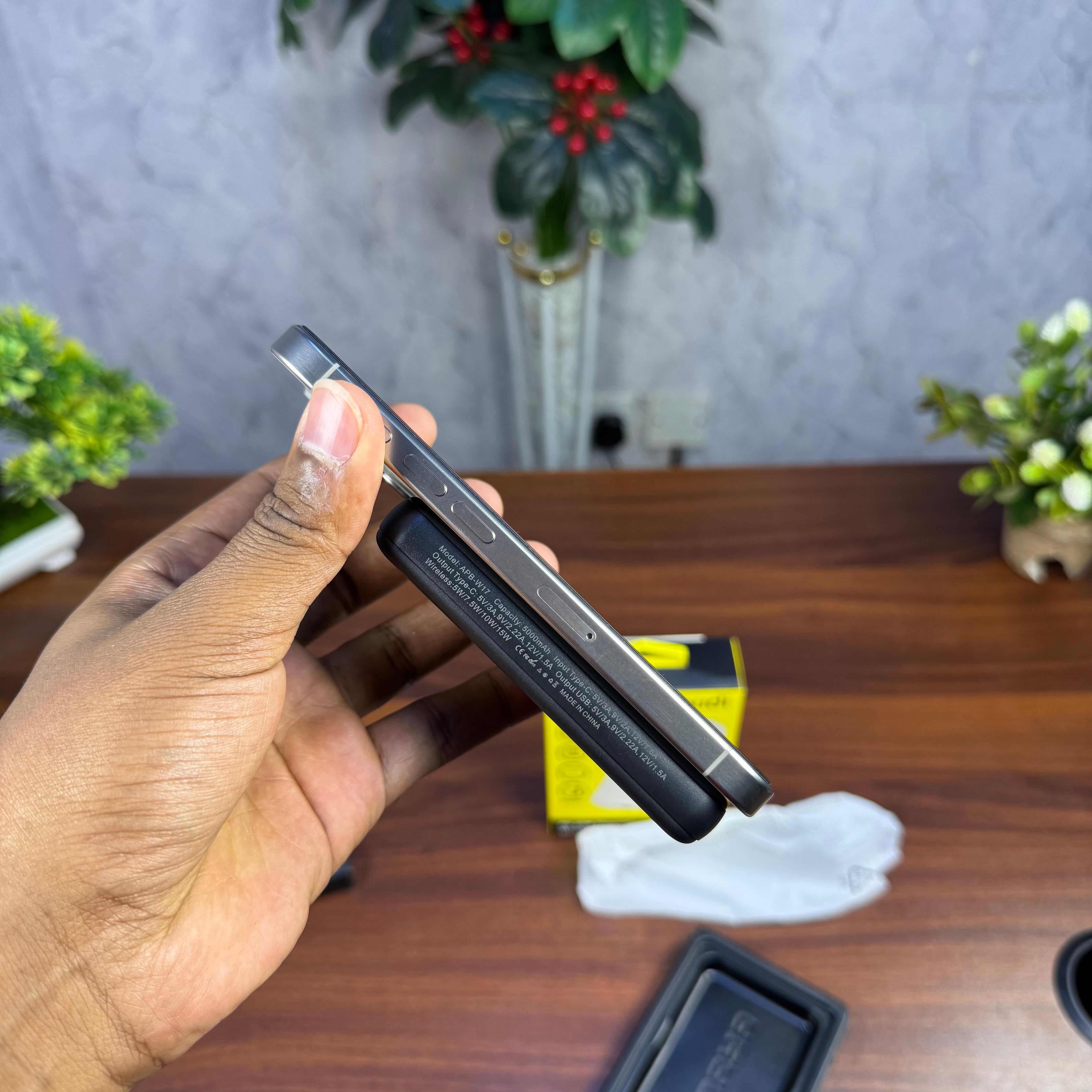 Amaya 5000mAh Magnetic Wireless Powerbank image 5