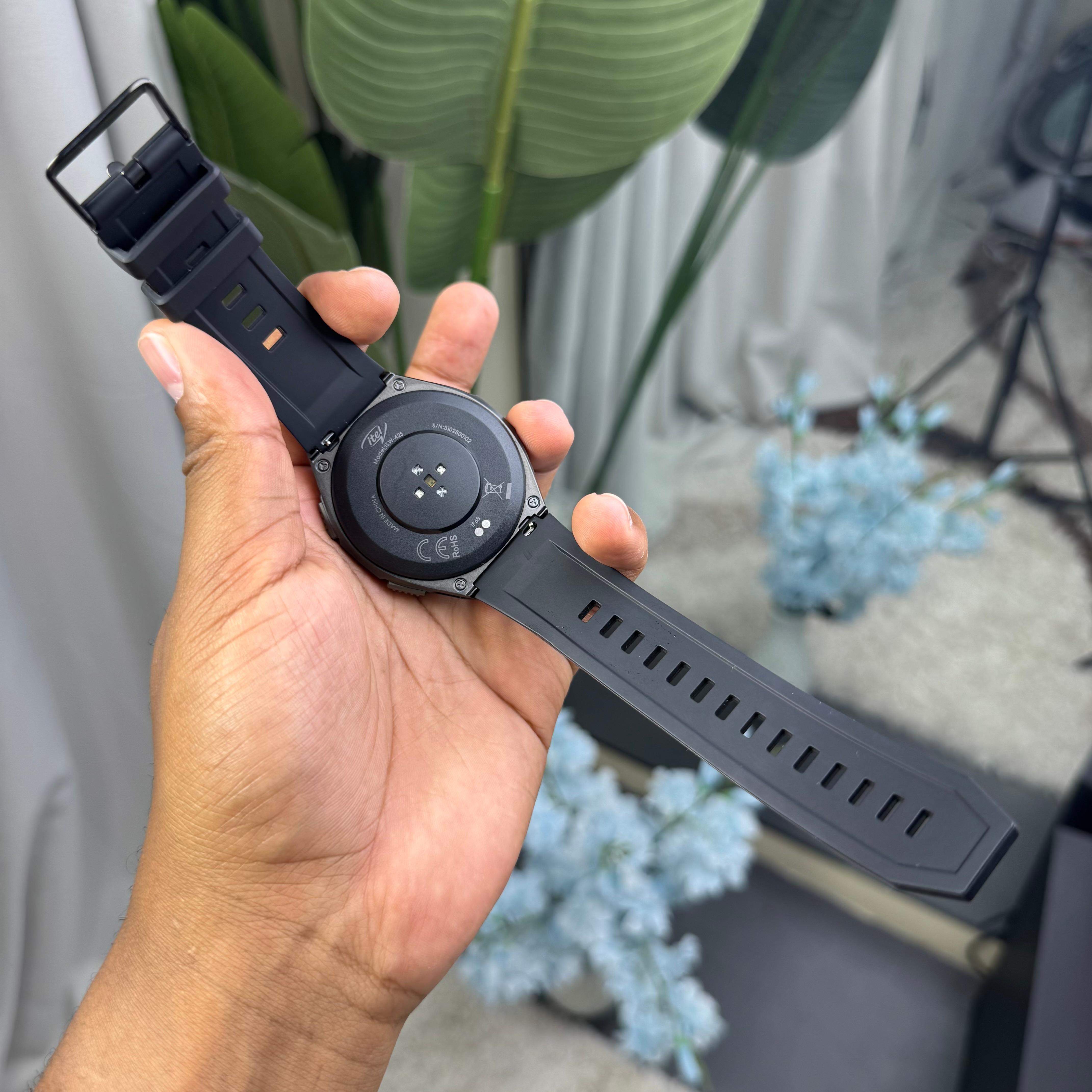 Itel Sones 2 Sailor Smartwatch ISw-42S Amoled Display Musculine smartwatch image 8