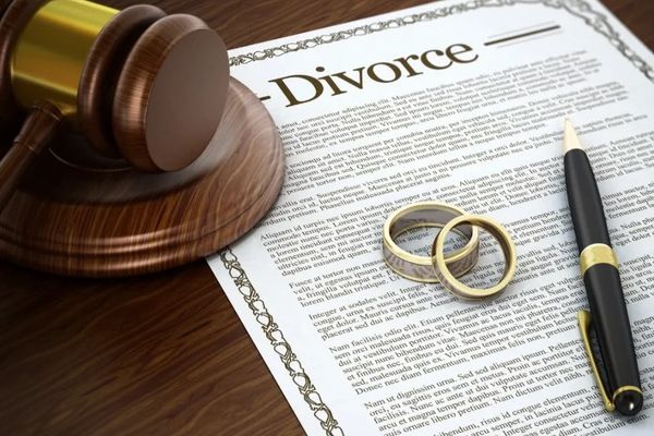 Grounds for Divorce Due to Harm in the UAE