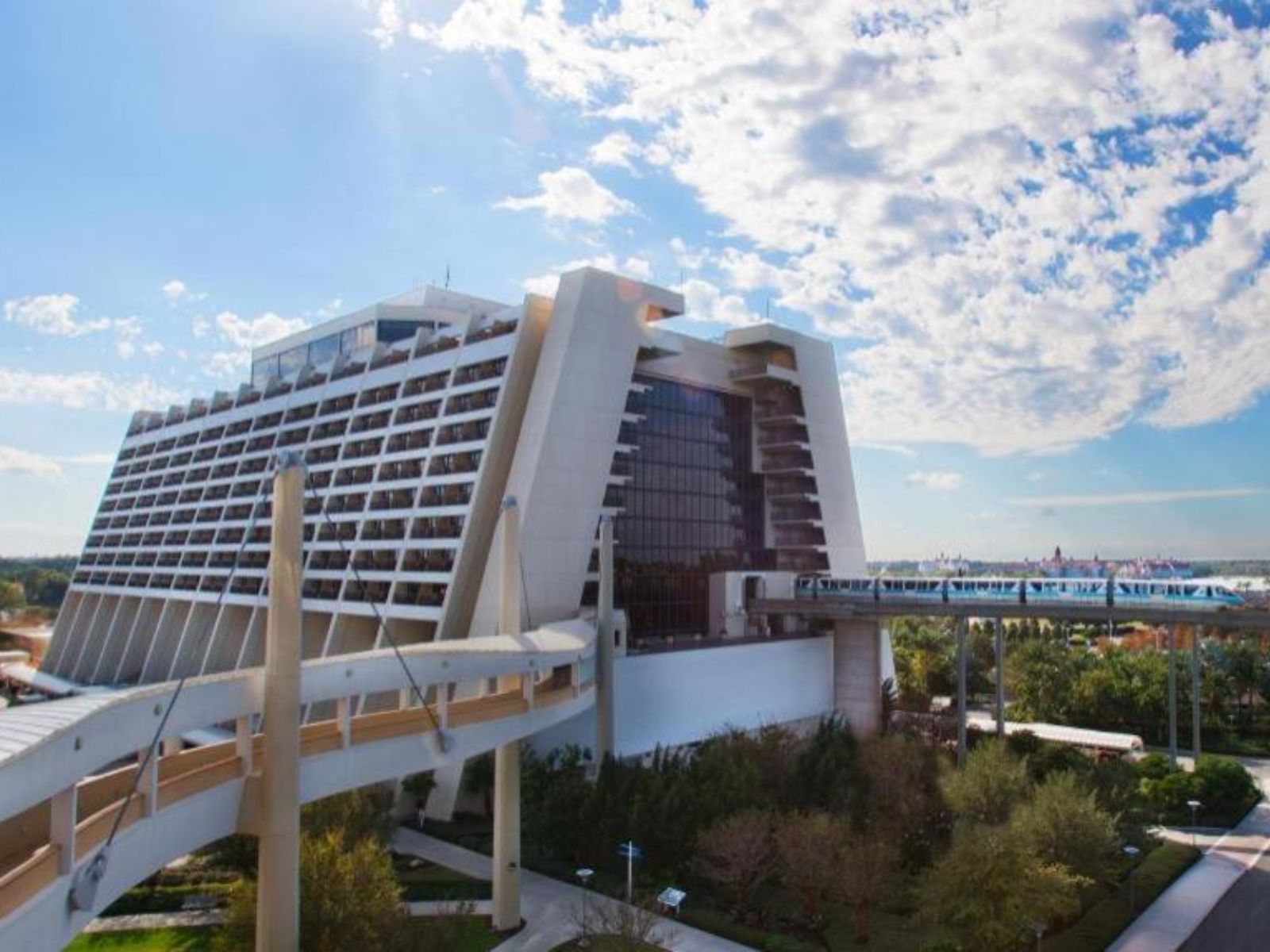 Piscina Contemporary Resort