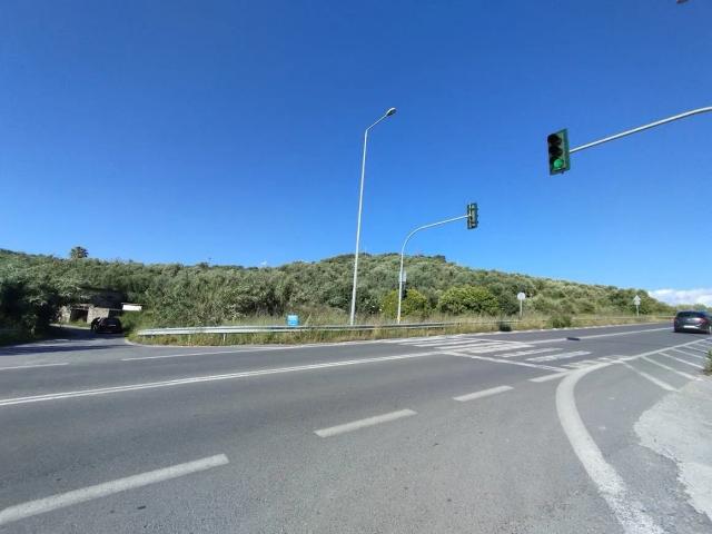 Πώληση έκτασης στο Κορυφάσιο Μεσσηνίας