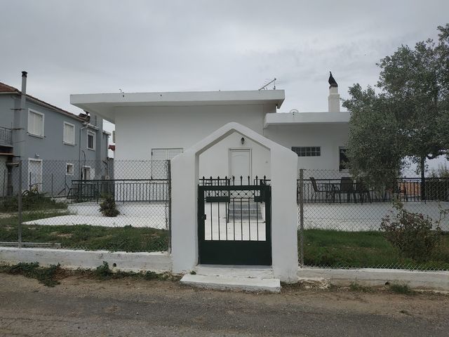 Ενοικίαση μονοκατοικίας στα Κρεμμύδια Μεσσηνίας, φωτογραφία 1 από 8