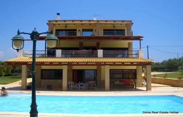 Haus Lux zum verkaufen bei Golden beach Messenien Peloponnes