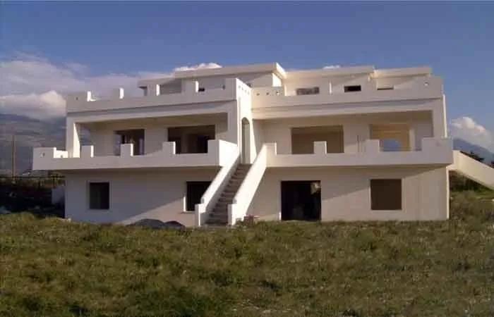 Einfamilienhaus zum verkaufen in Terpsithea Kyparrisia Messinia