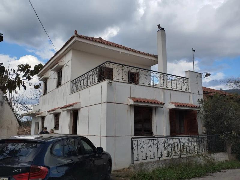 Detached house for rent in Kremmydia Messinia