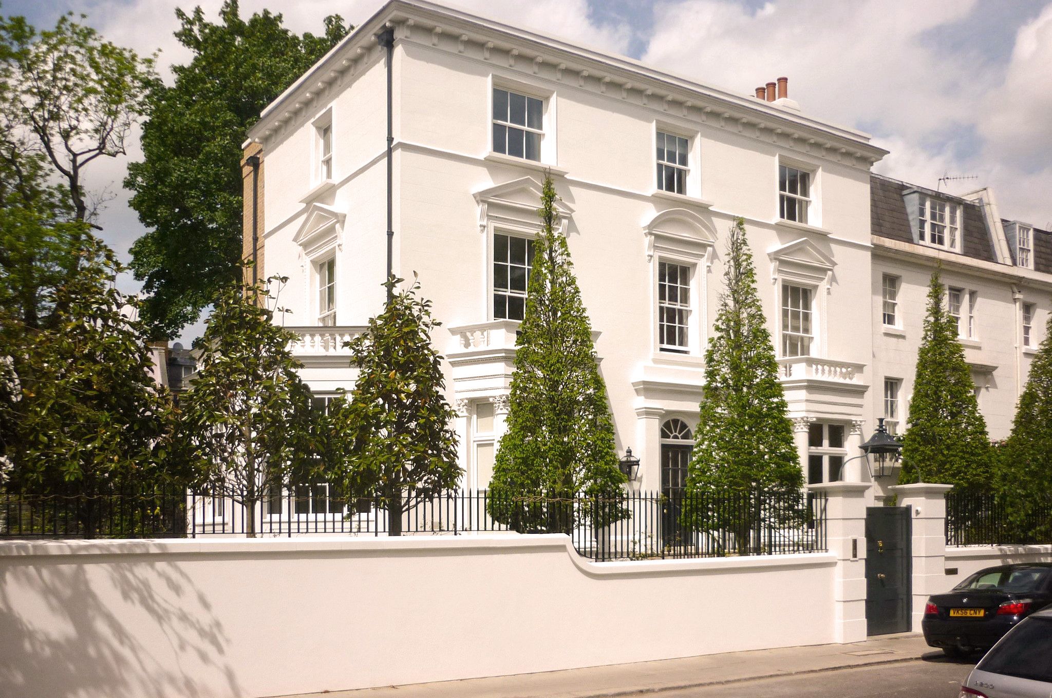 A restored mid-19th century regency London townhouse