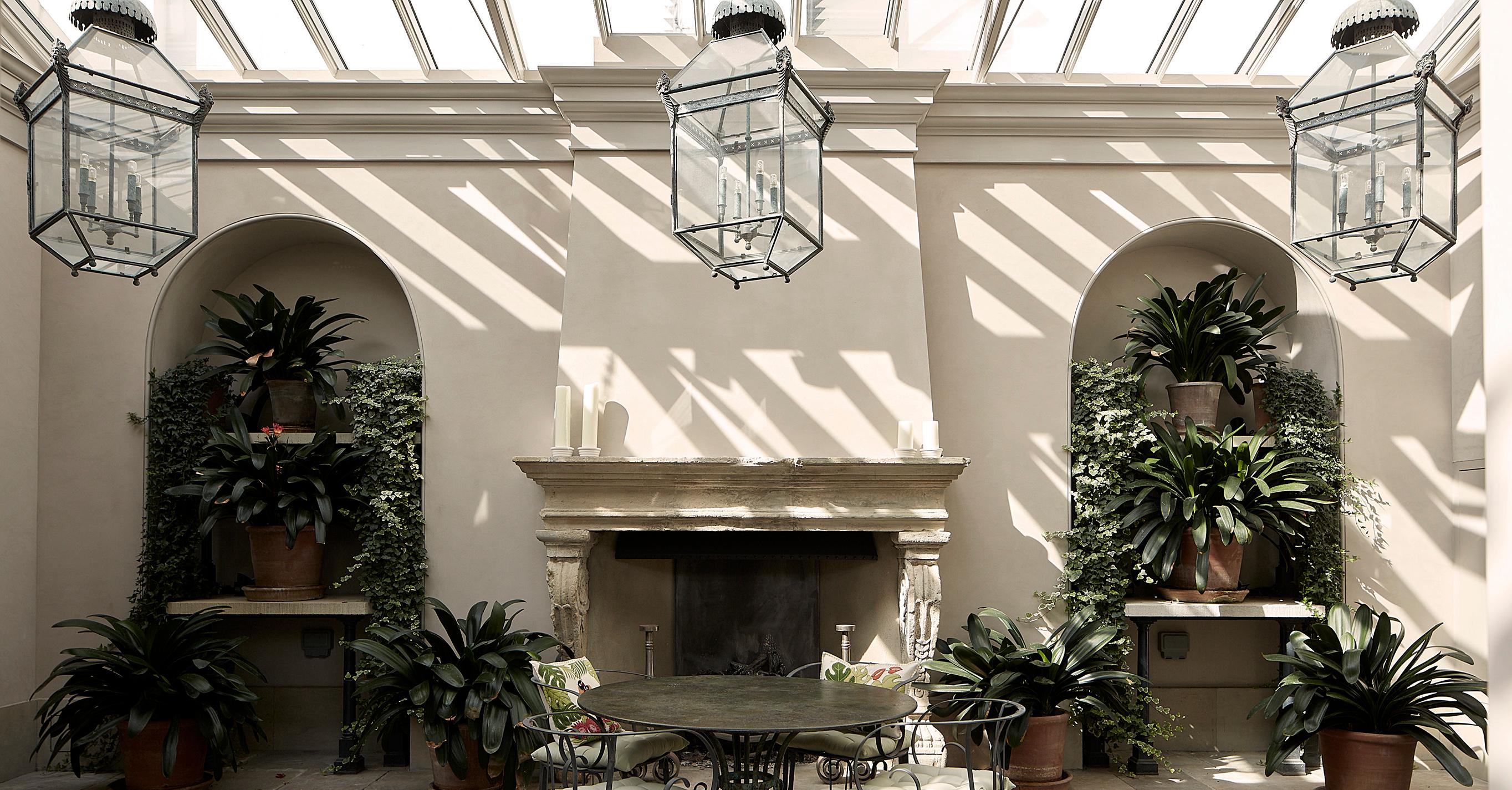 A restored mid-19th century regency London townhouse