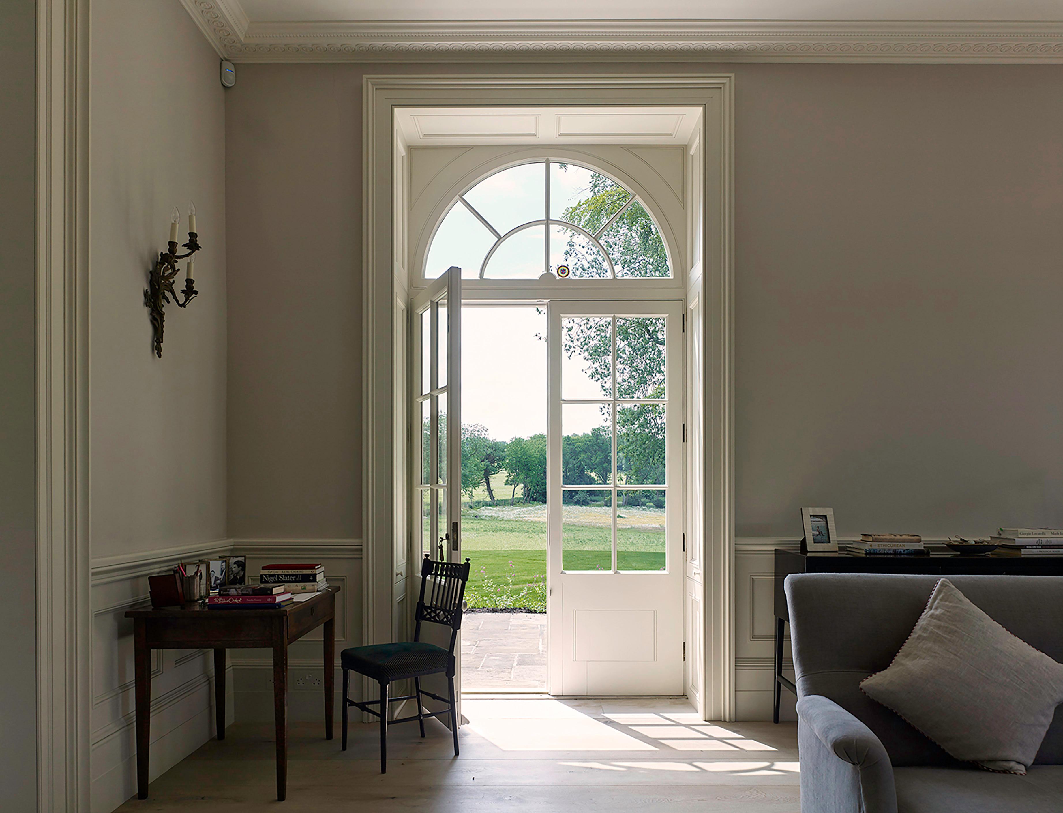 Modern Grange, a new regency house in Hampshire