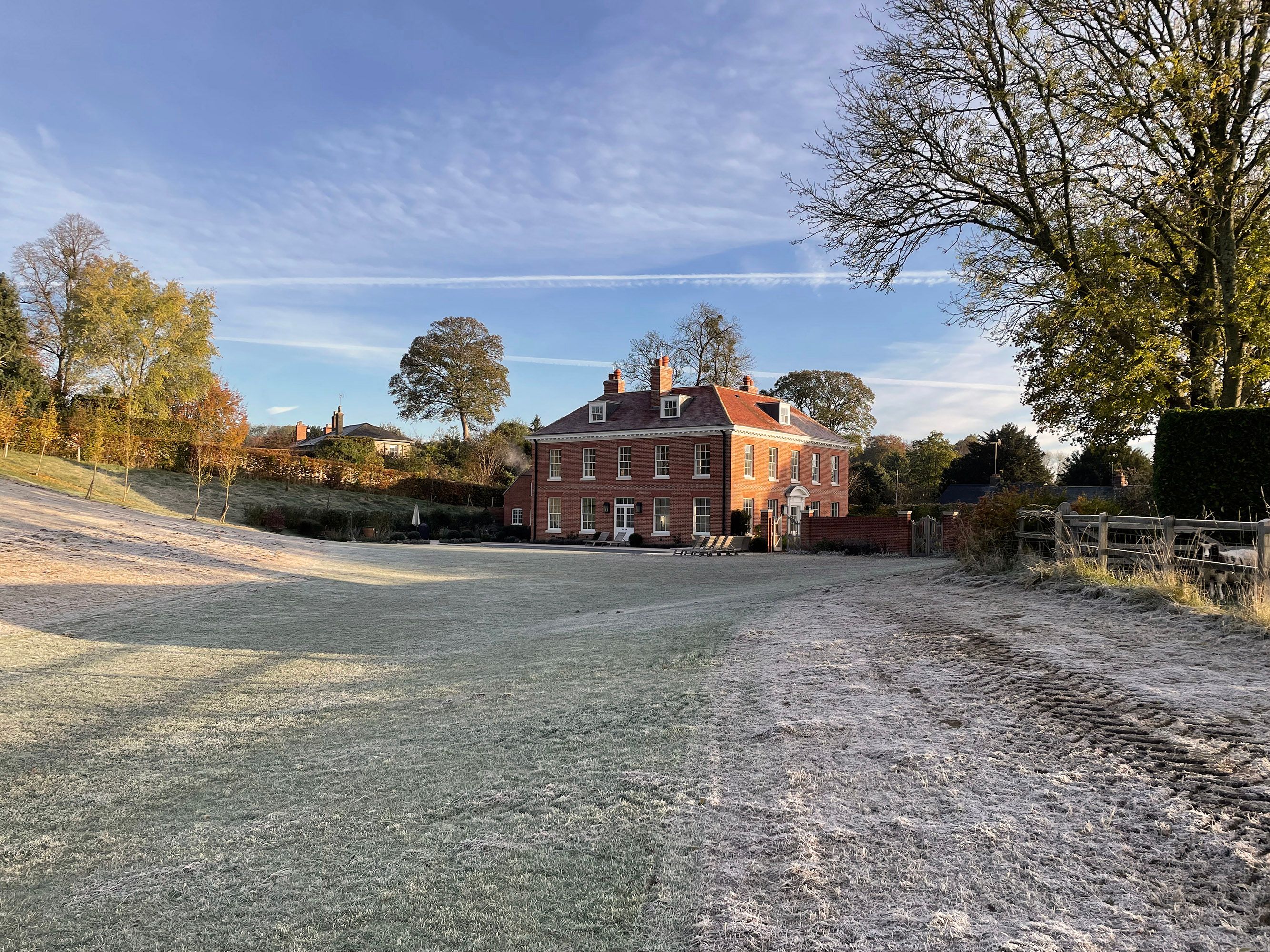 New classical style house in Hampshire