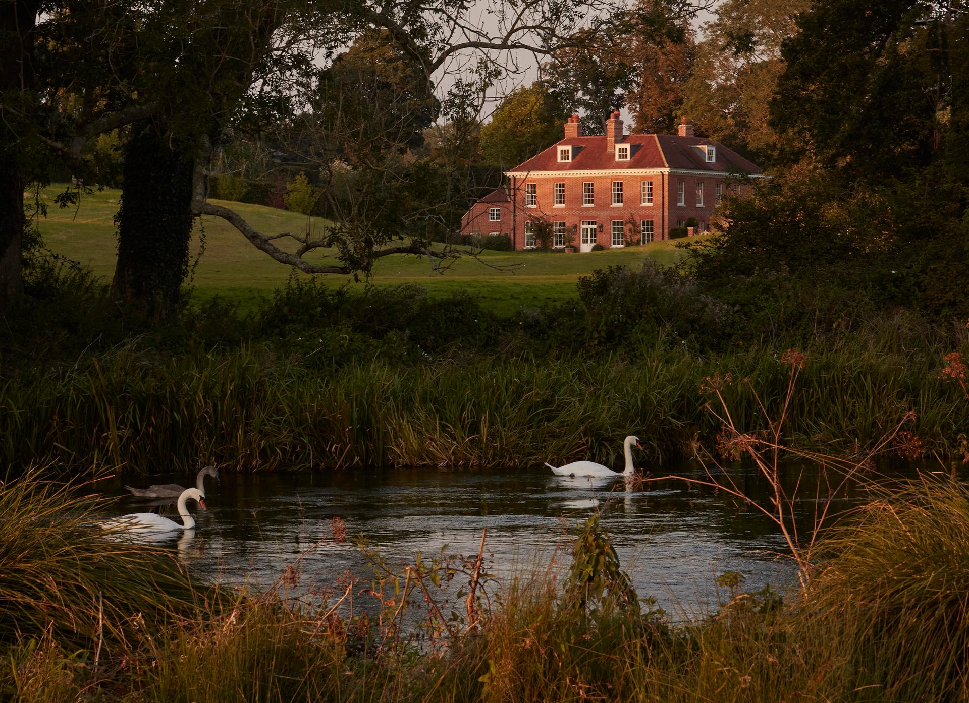 New classical style house in Hampshire