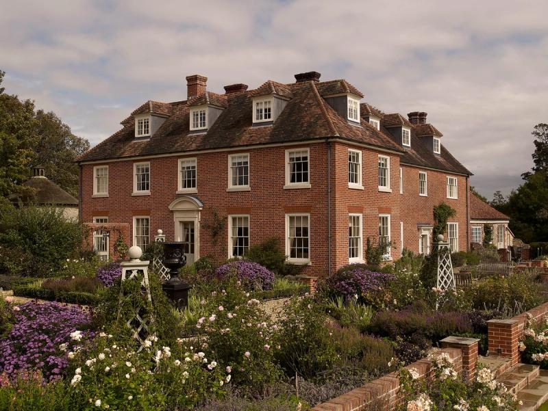 Georgian House with Medieval Origins, Hampshire