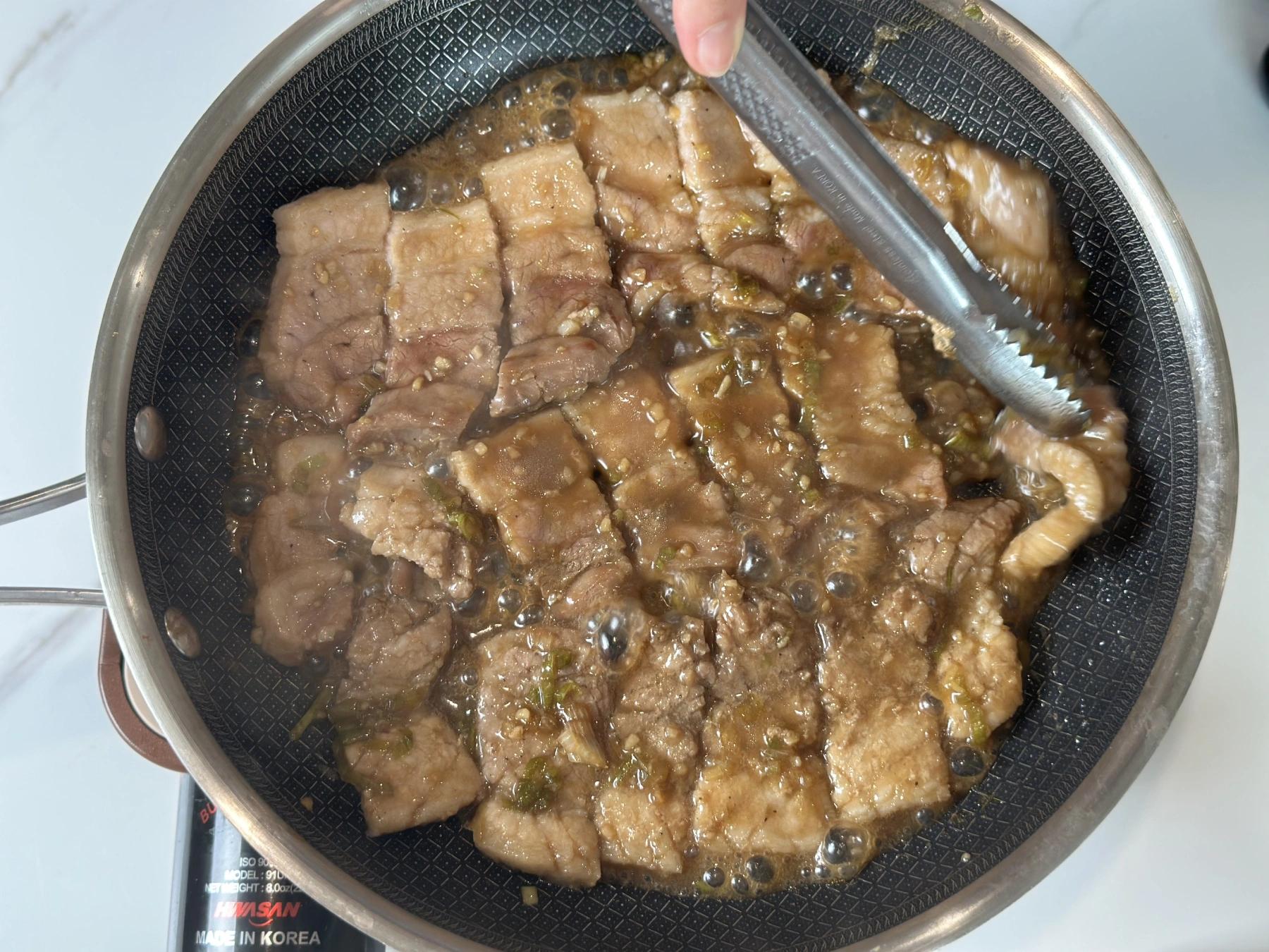 pan frying pork belly