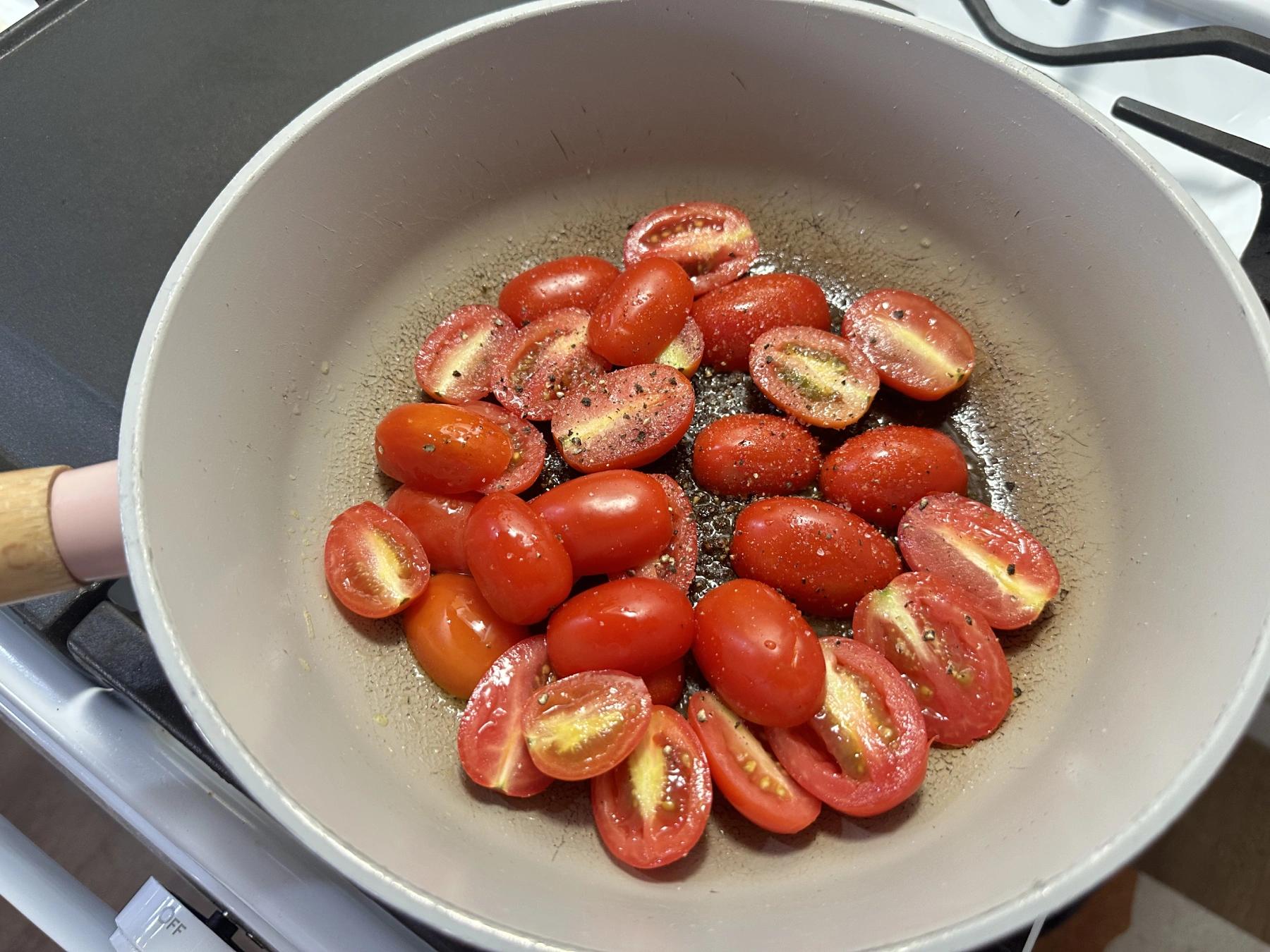 tomatoes in the pan