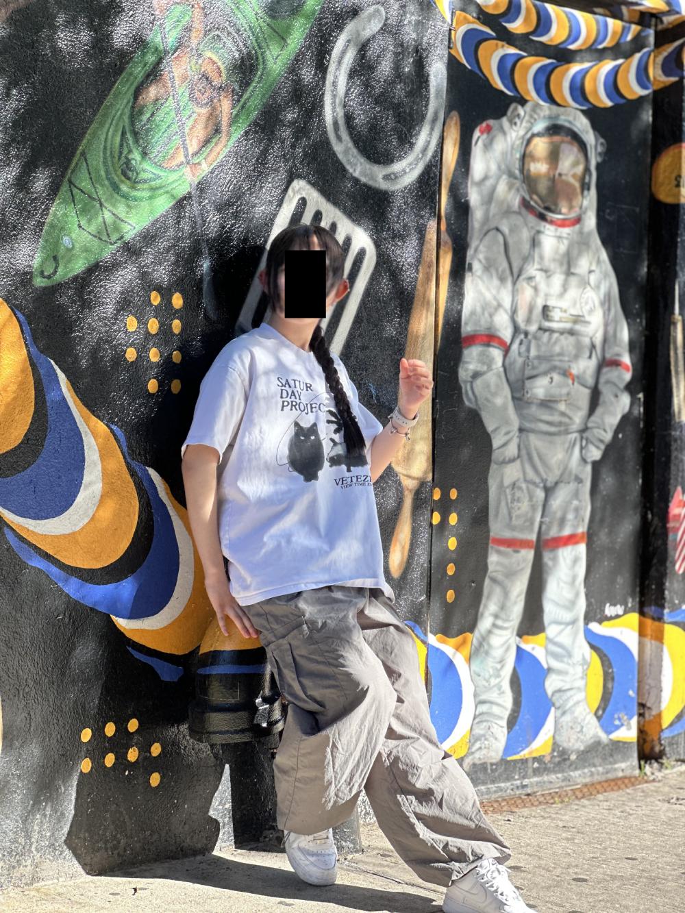 cool graffiti on the outdoor wall