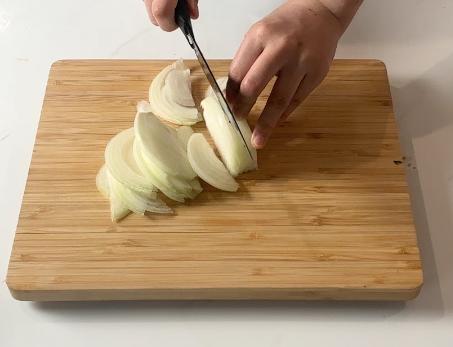 slice onion