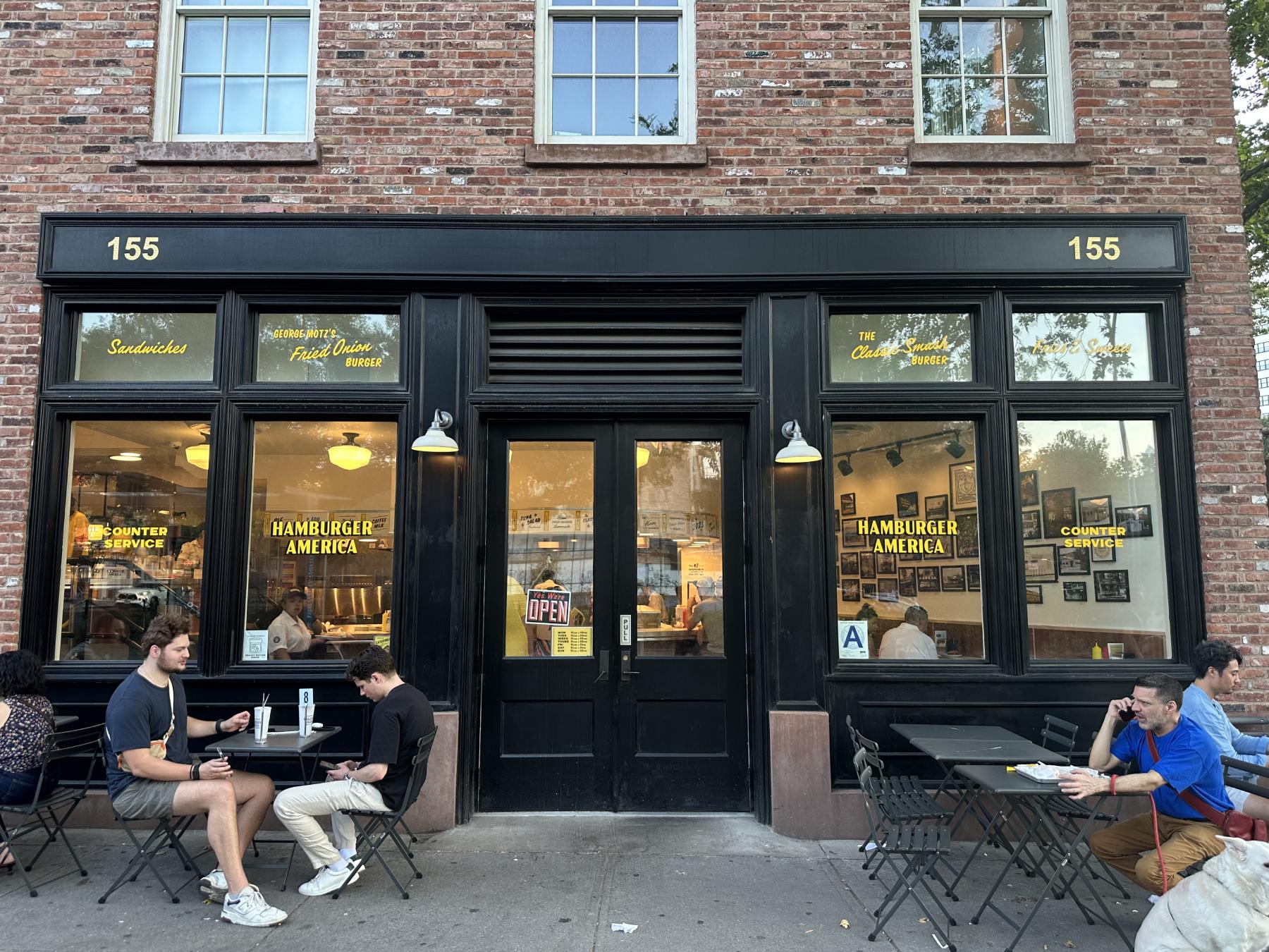 Store outdoor