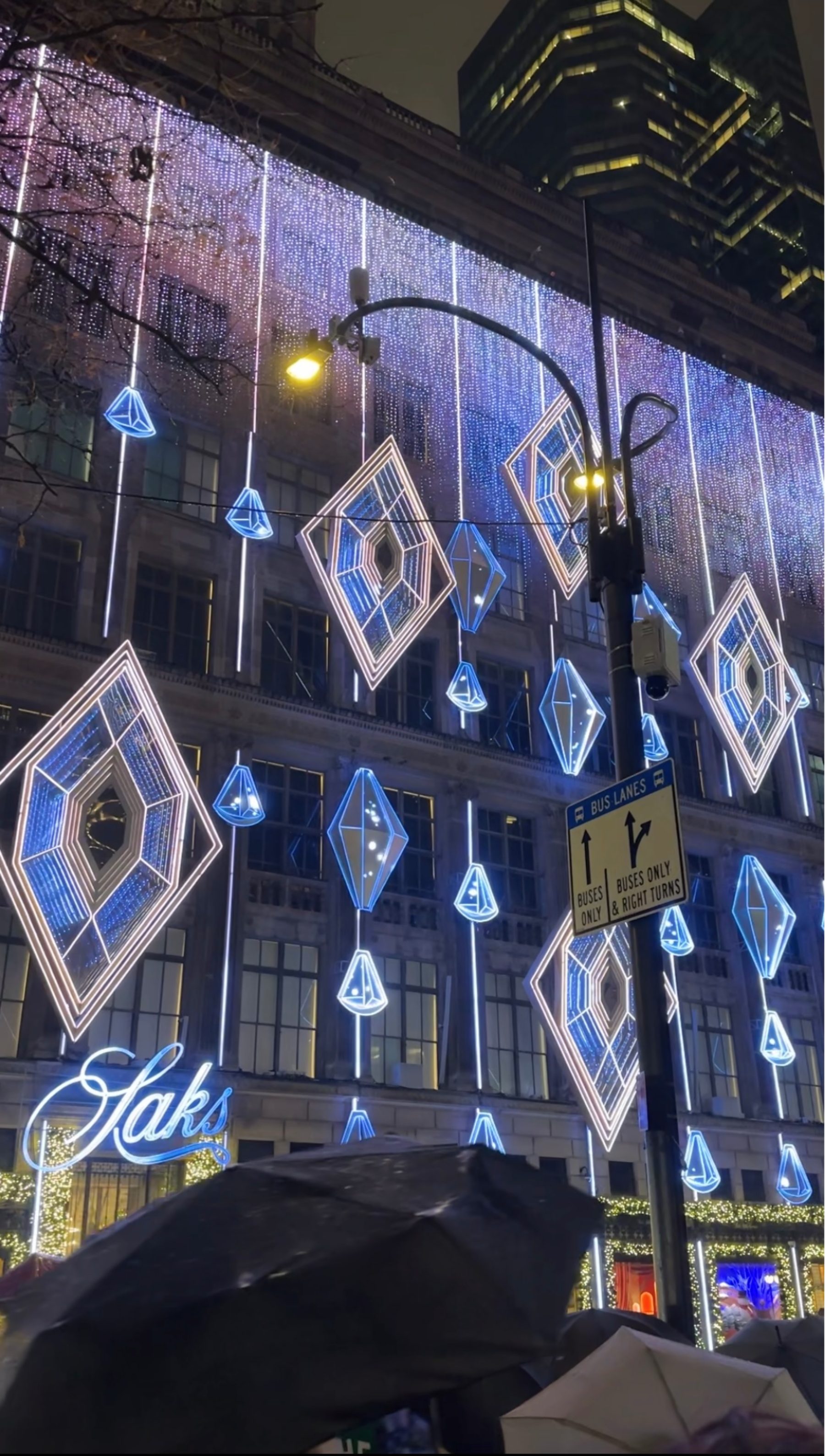 Saks fifth lighting show