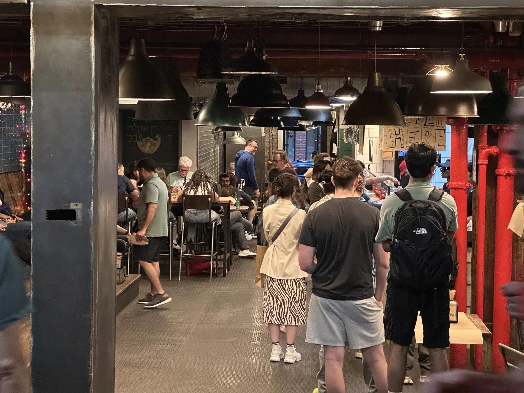 market indoor 3