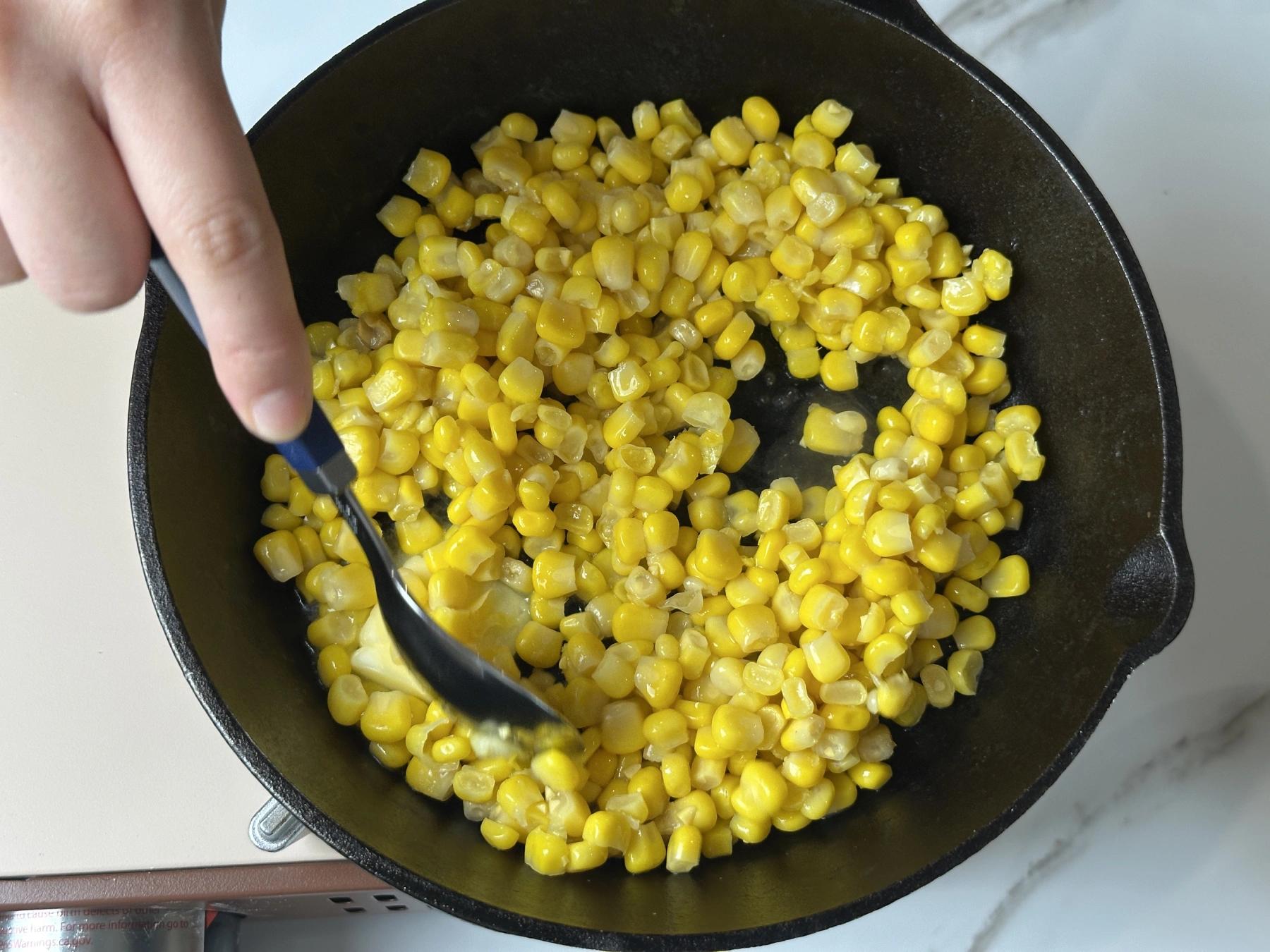 corn on th pan