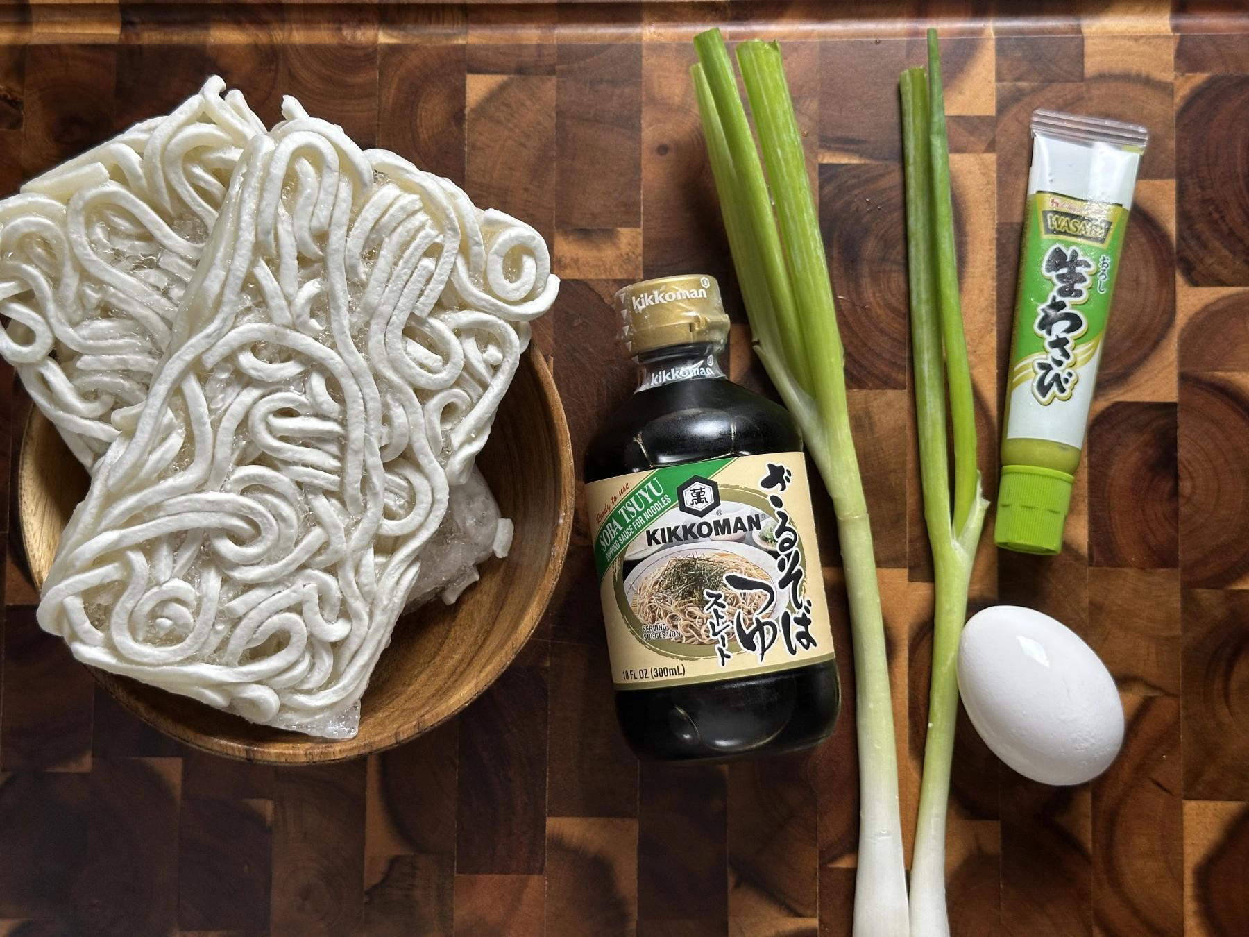 Cold udon ingredients