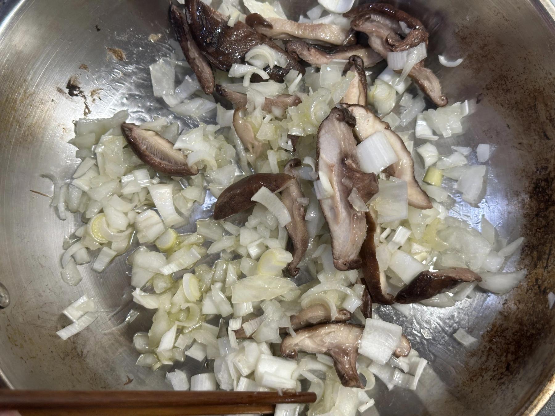 onions turned golden color
