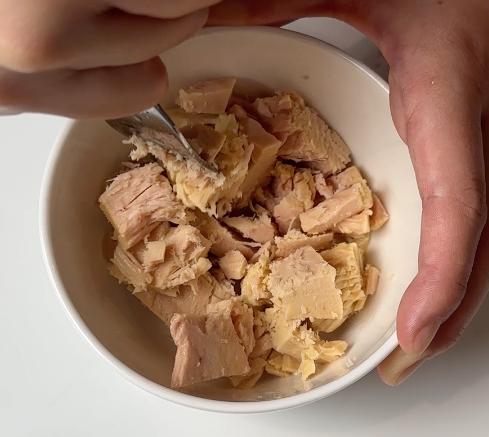 mashing tuna