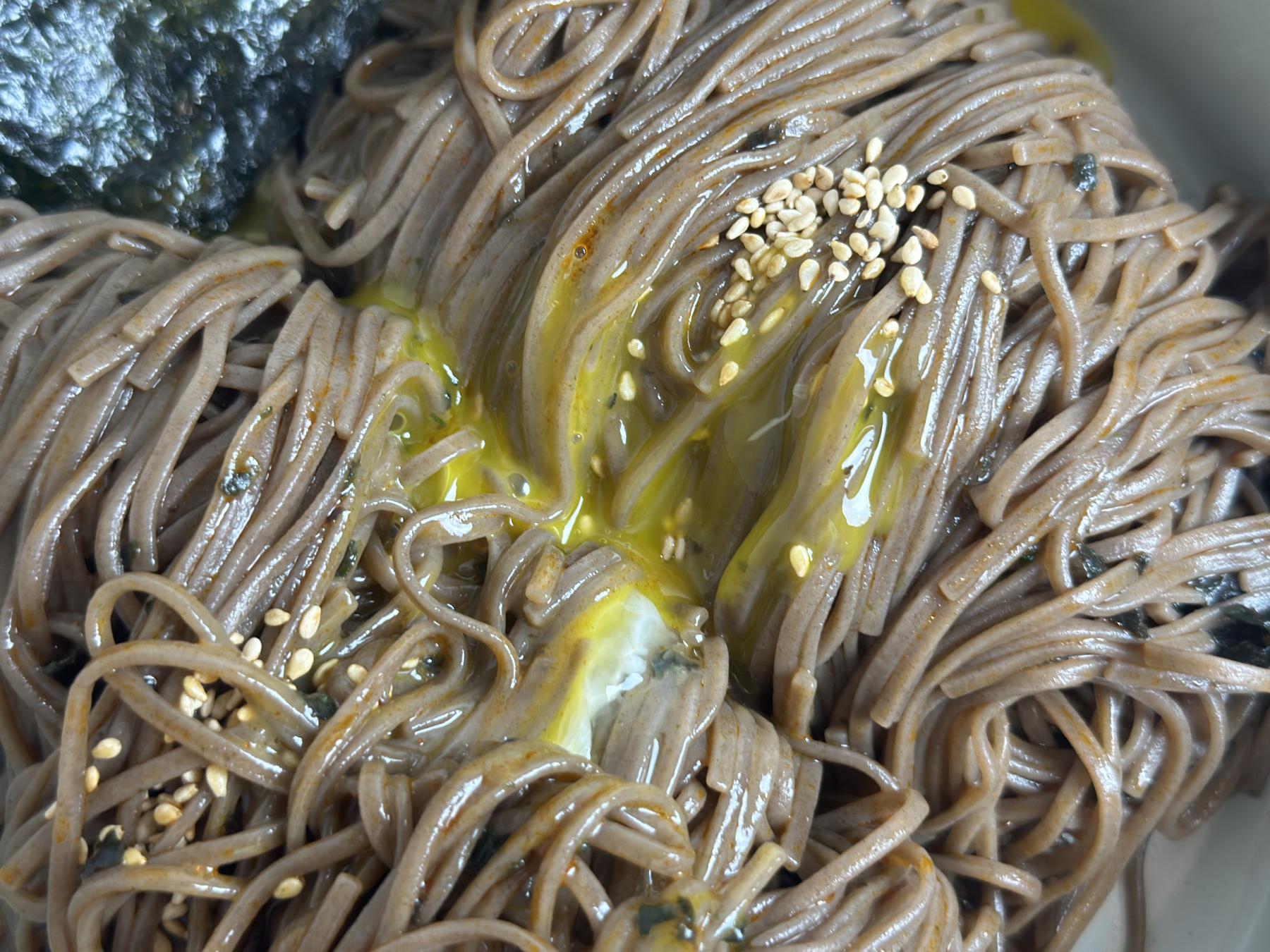 Makguksu noodle