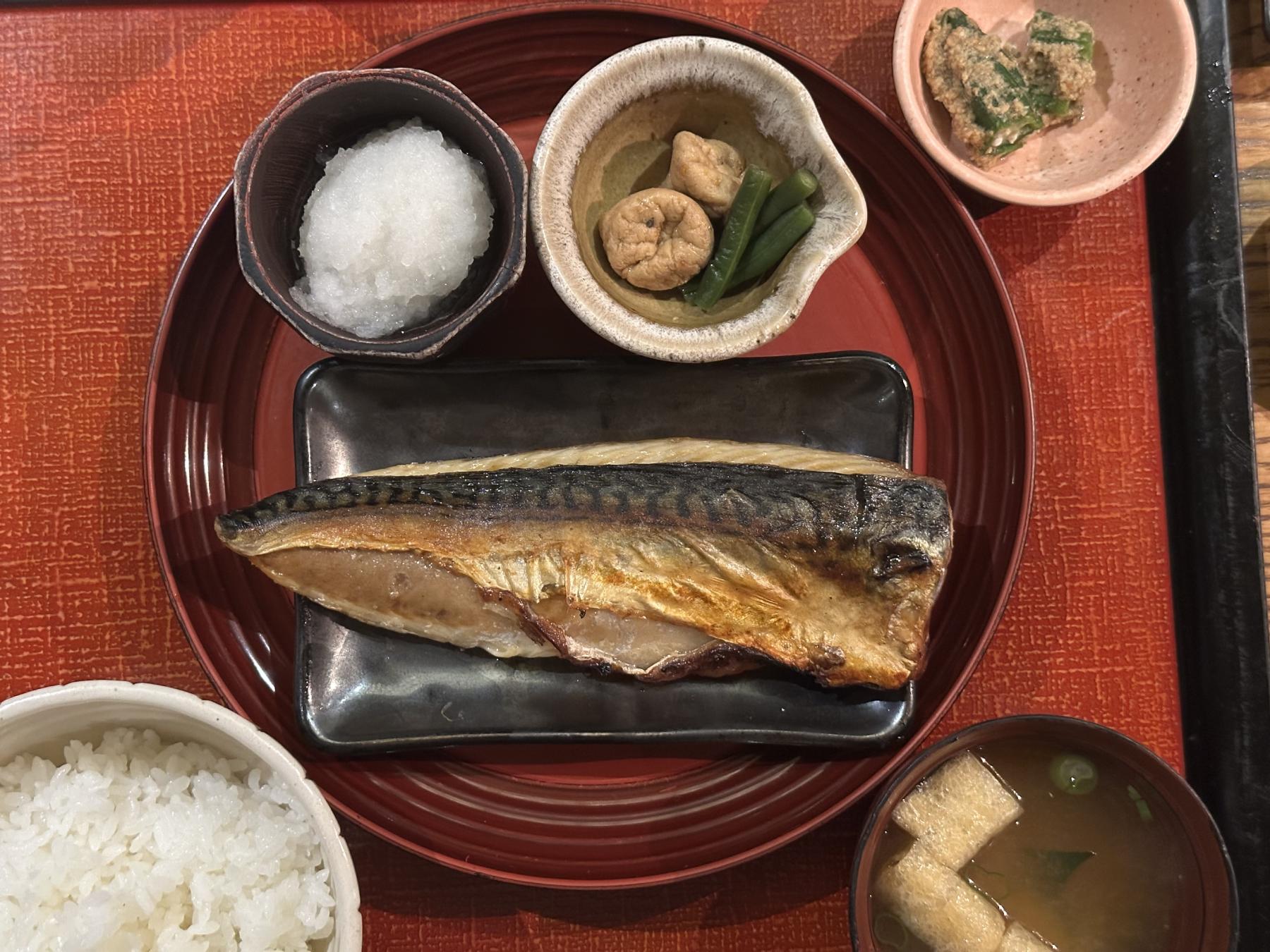 grilled mackerel set meal