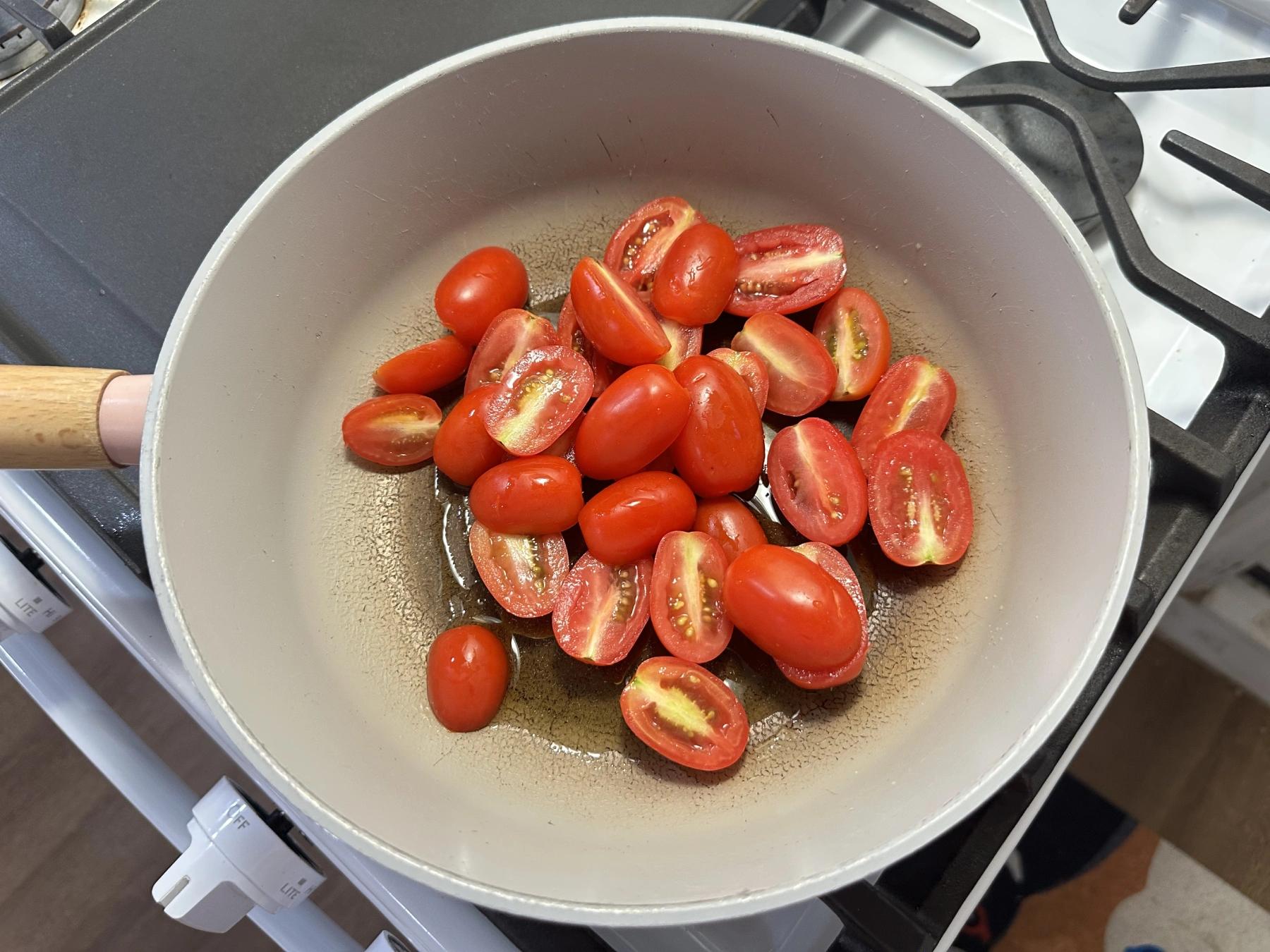 tomatoes in the pan