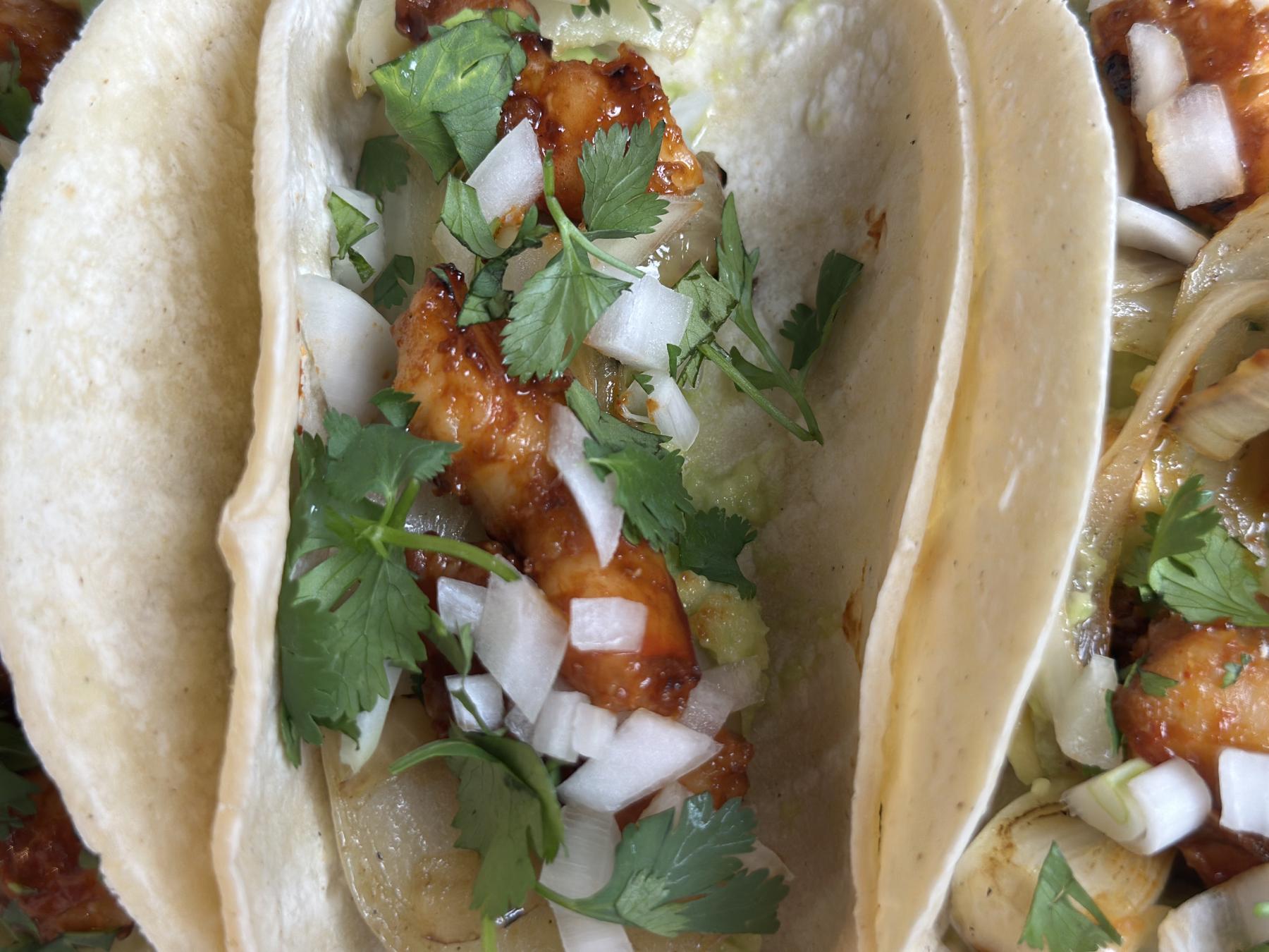 gochujang shrimp taco