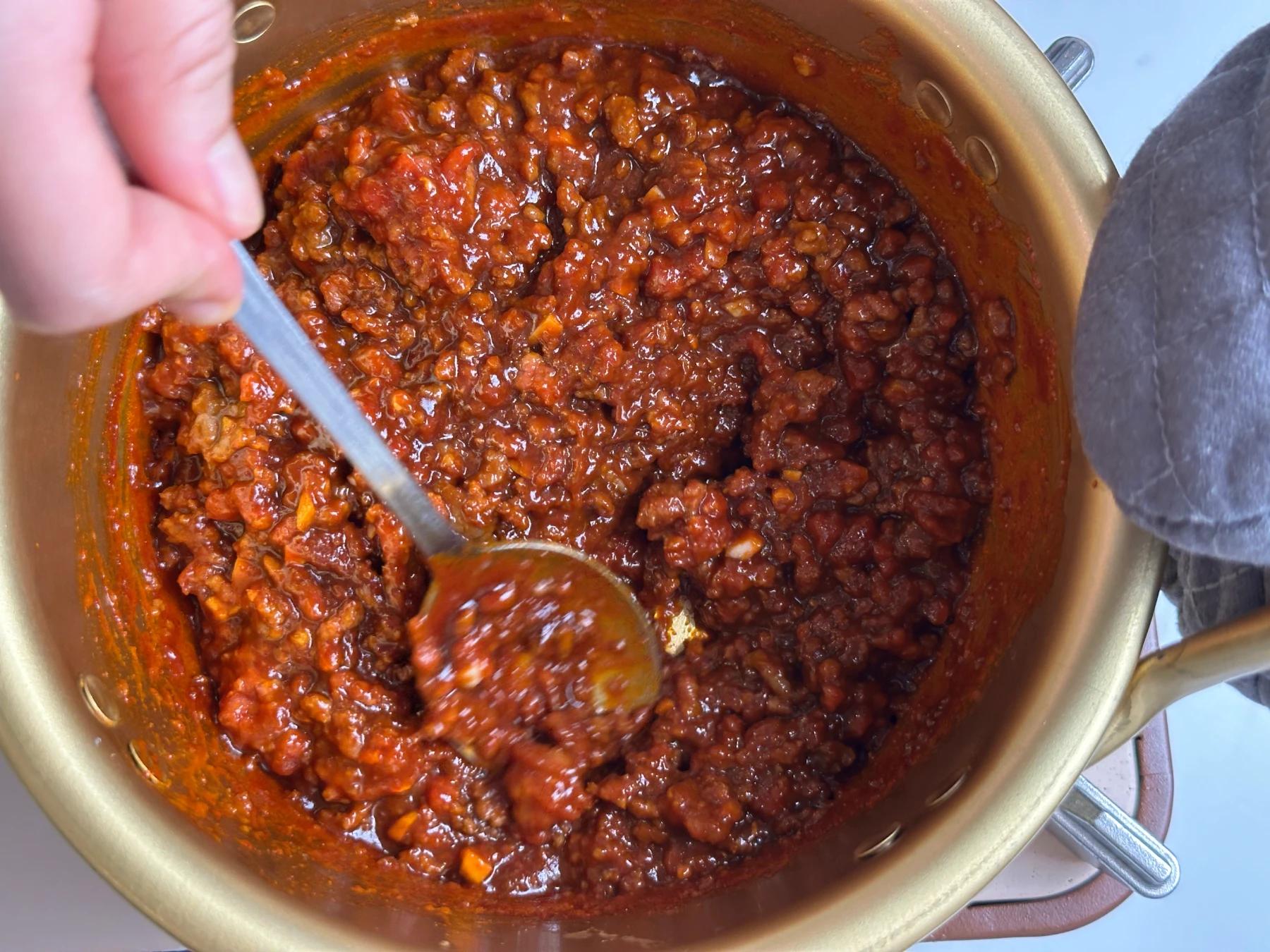 mix ingredients and beef