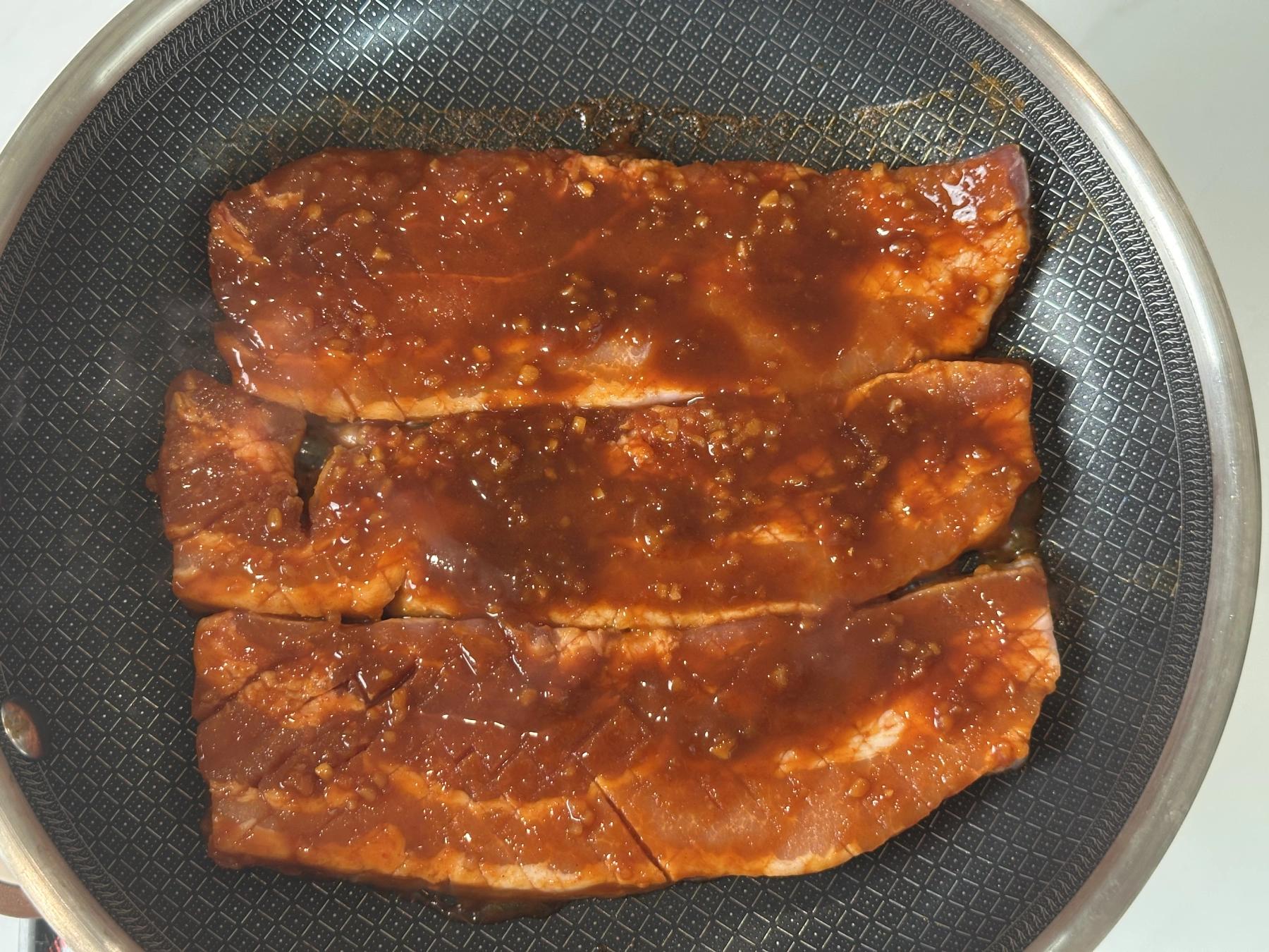 pan frying marinated pork belly