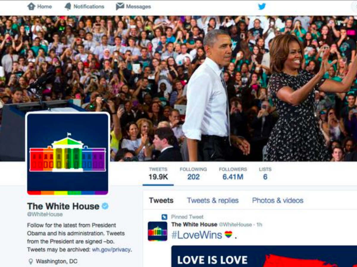 白宮推特 Twitter 圖案變成彩虹宮 圖片來源：https://www.freep.com/story/news/nation/2015/06/26/white-house-twitter-rainbow-gay-marriage/29332201/