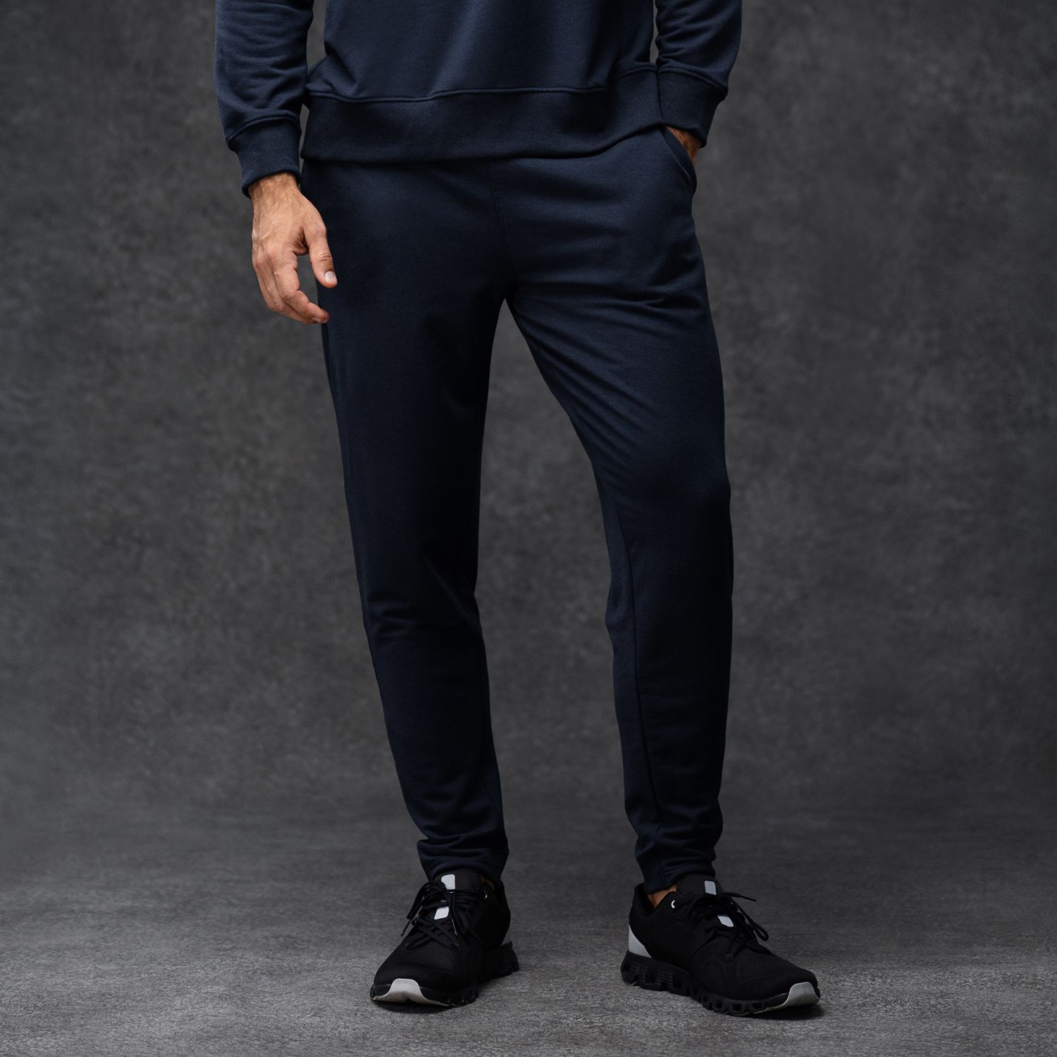 Storm Men's Essential Jogger