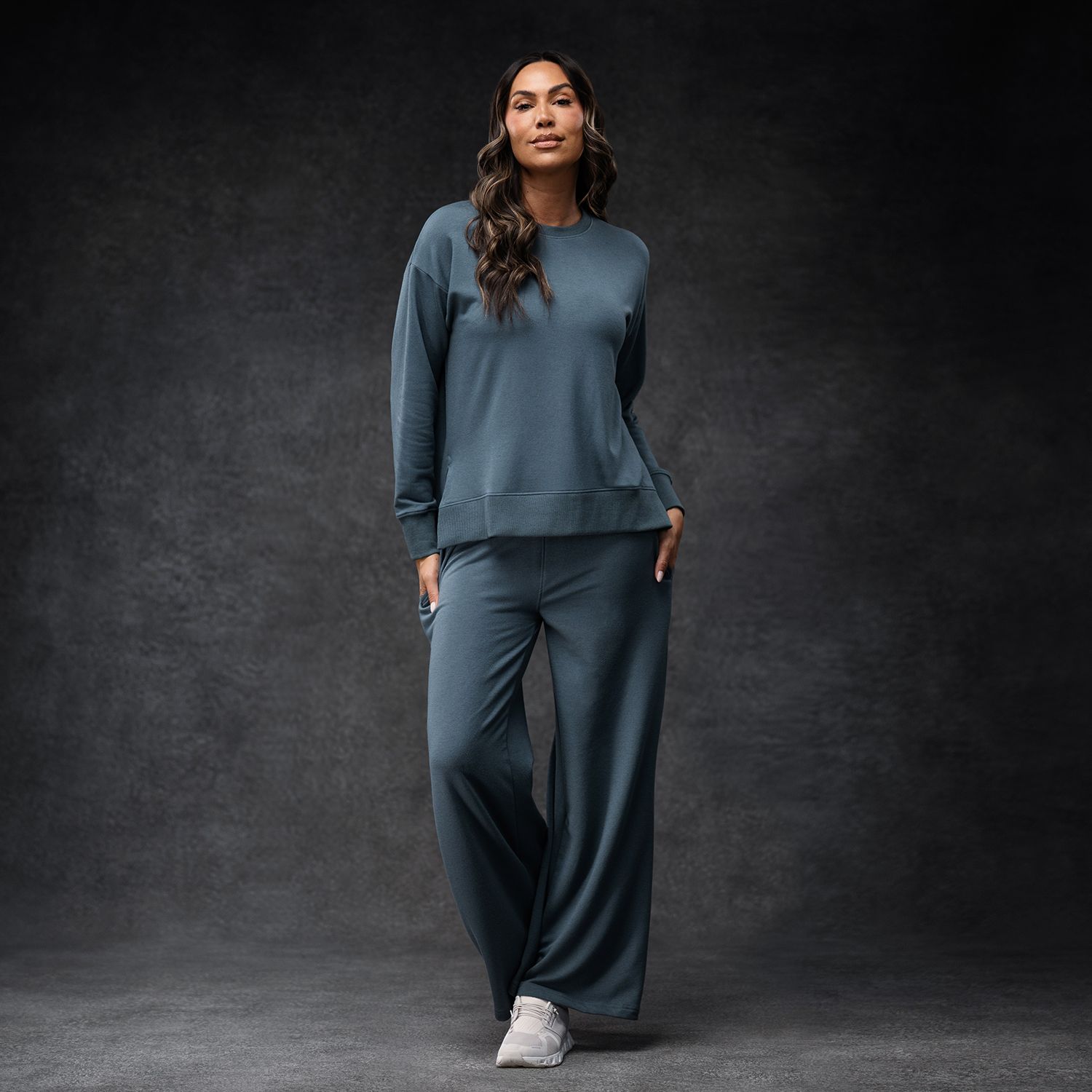 Spruce Women's Essential Tunic + Wide-leg pant Set