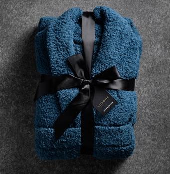 Lagoon ultra plush perfectly packaged
