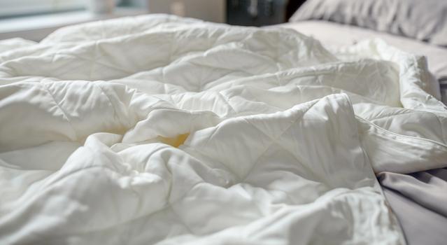 Ivory Lightweight Blanket detail