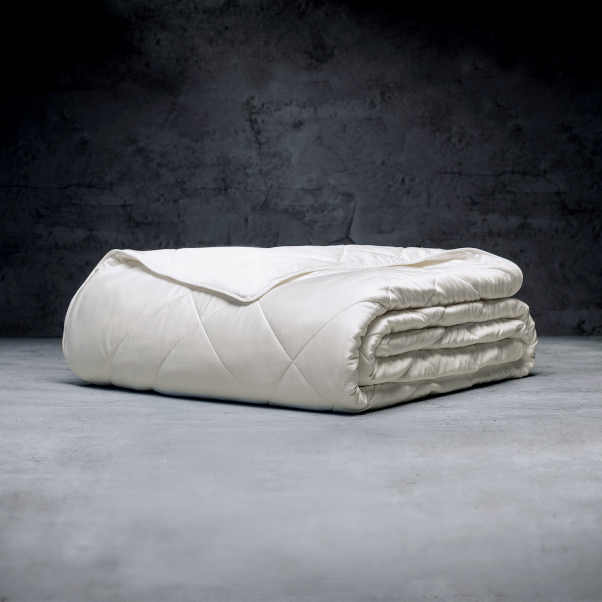 Ivory Lightweight Blanket