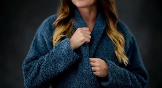 Lagoon Ultra Plush Robe detail