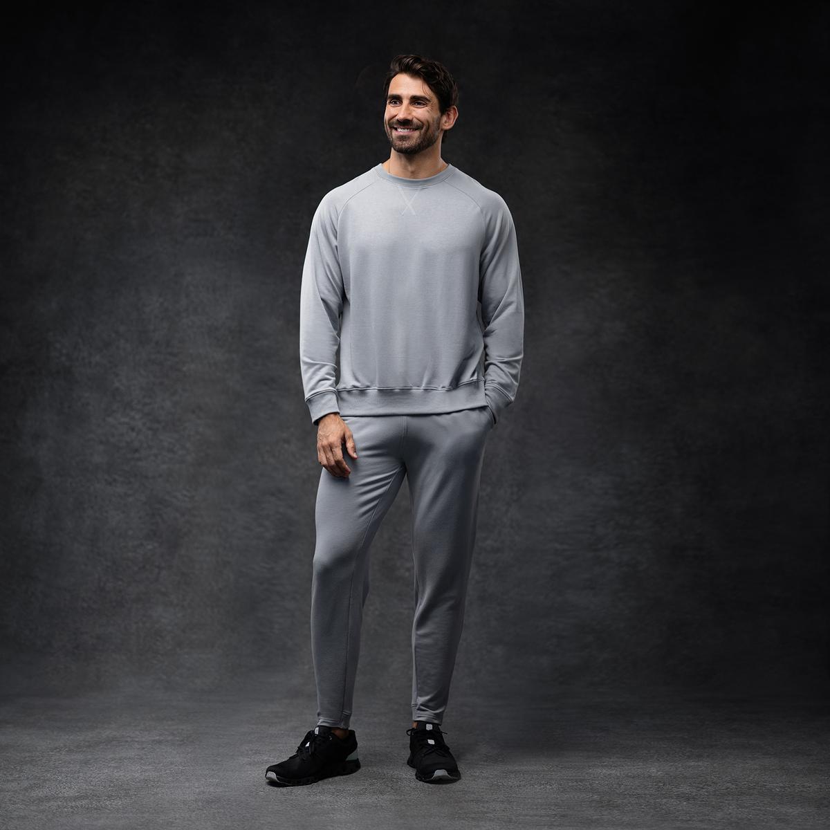 Smoke Men's Essential Crew + Jogger Set