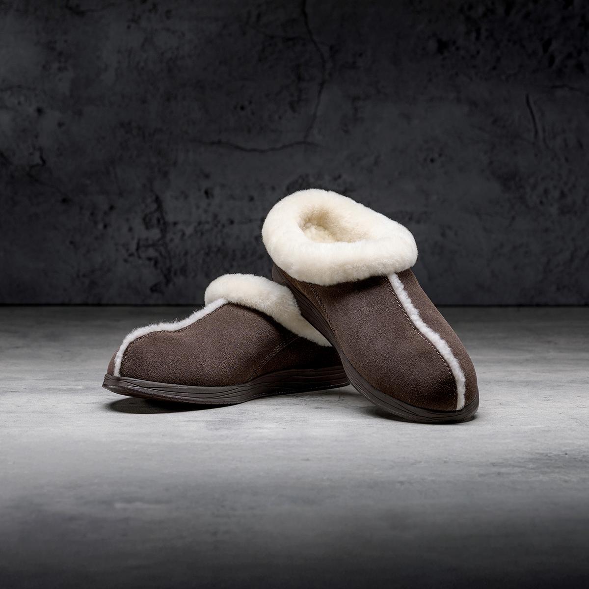 Walnut Mens Signature Slippers
