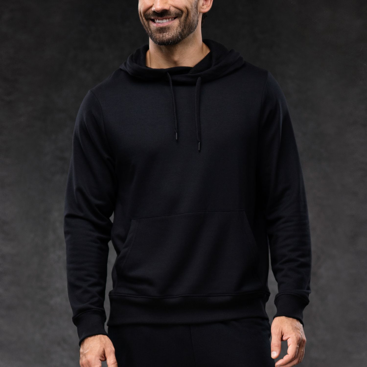 Onyx Men's Essential Hoodie