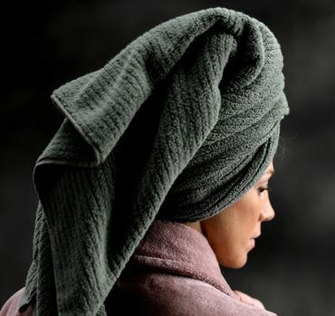 Staying dry with Plush Performance Towels in the color Moss